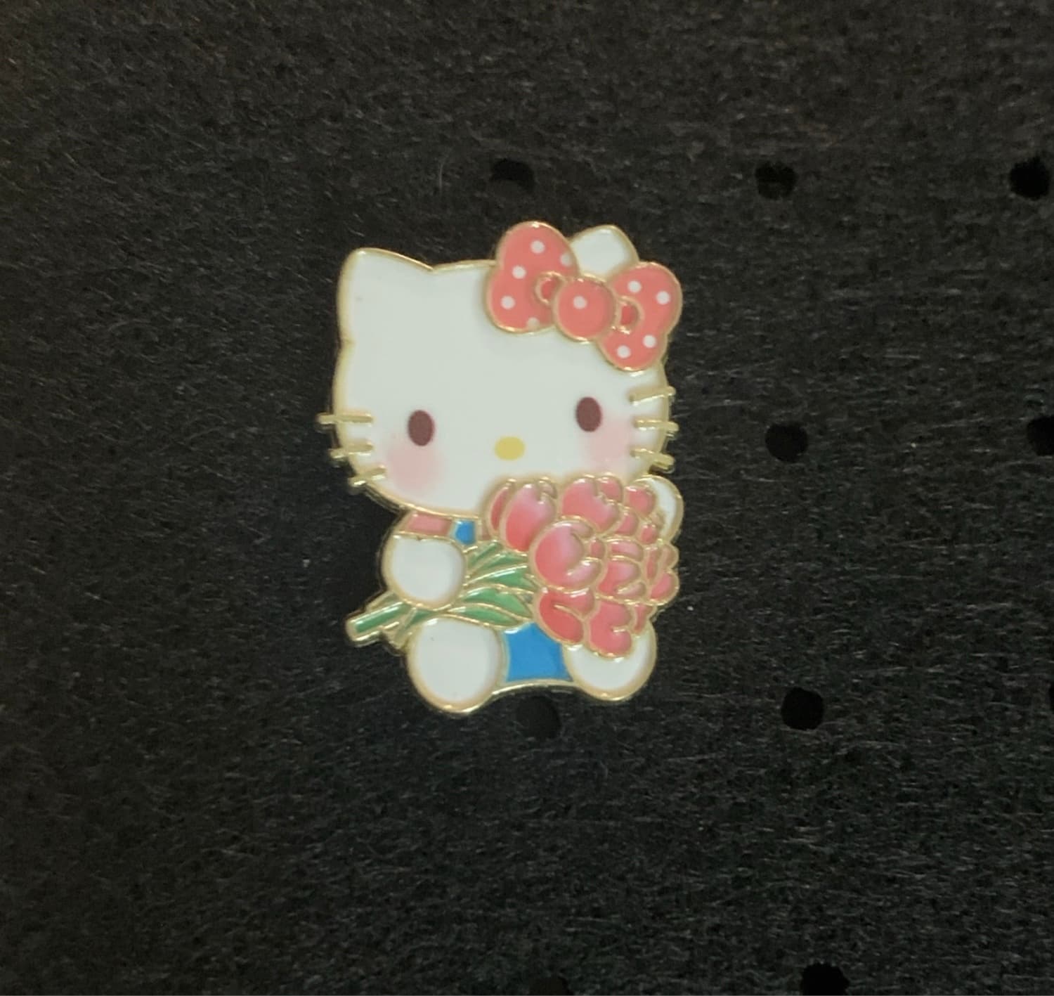 Hello Kitty Bouquet Enamel Pin