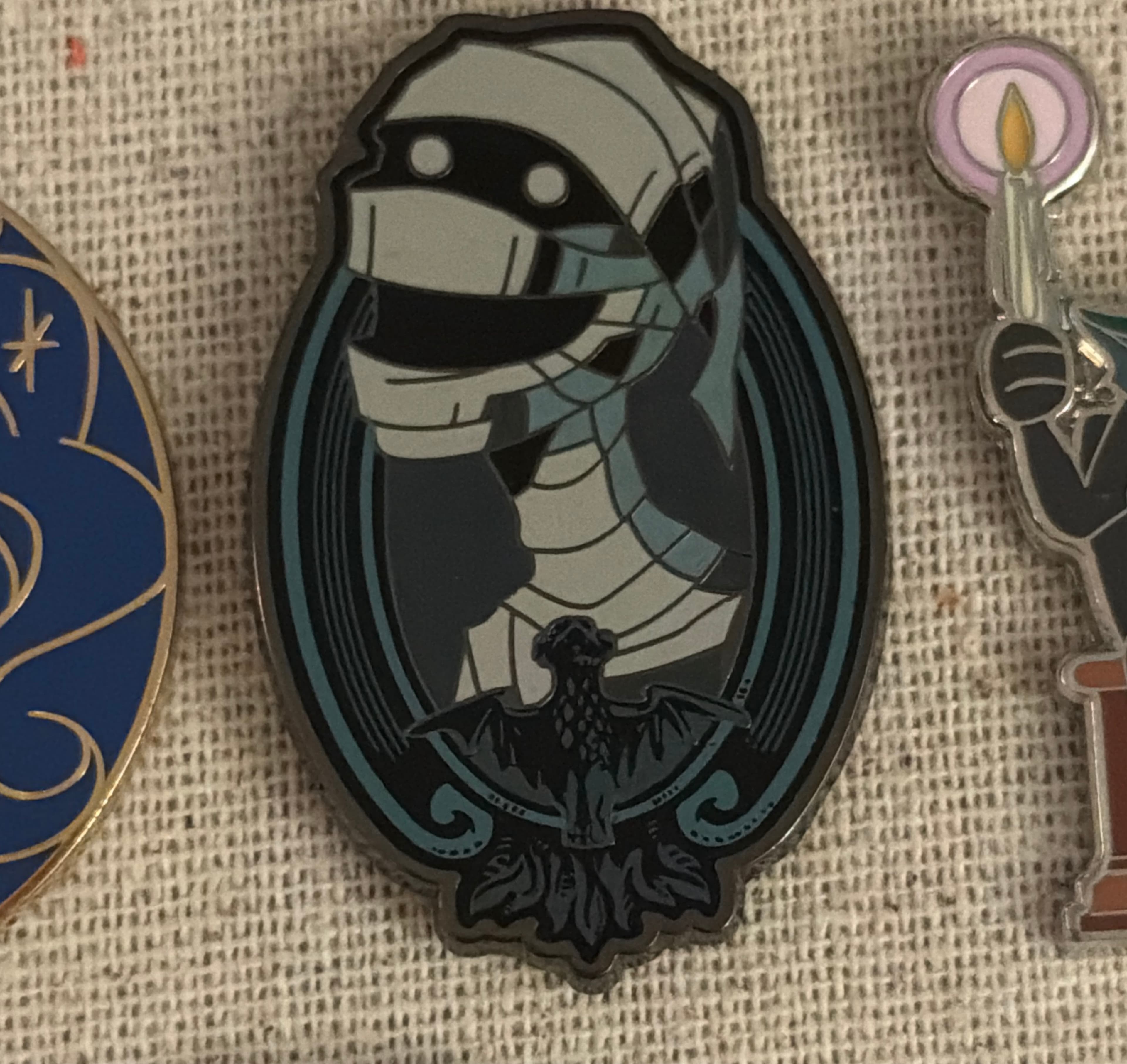 Haunted Mansion Ghost Portraits Mystery Pin Set
