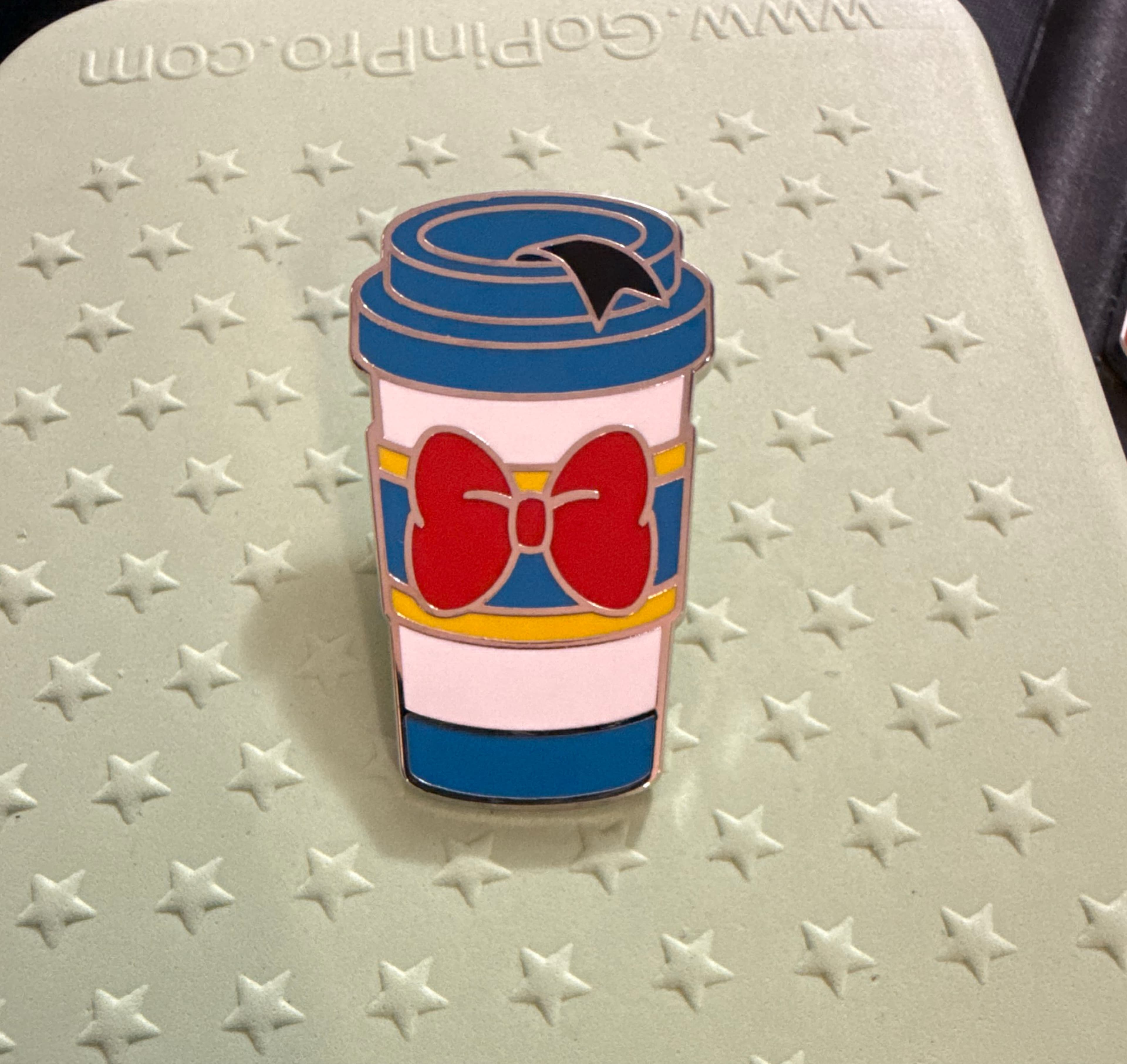 Donald Duck- Character Coffee Cup - Mystery front