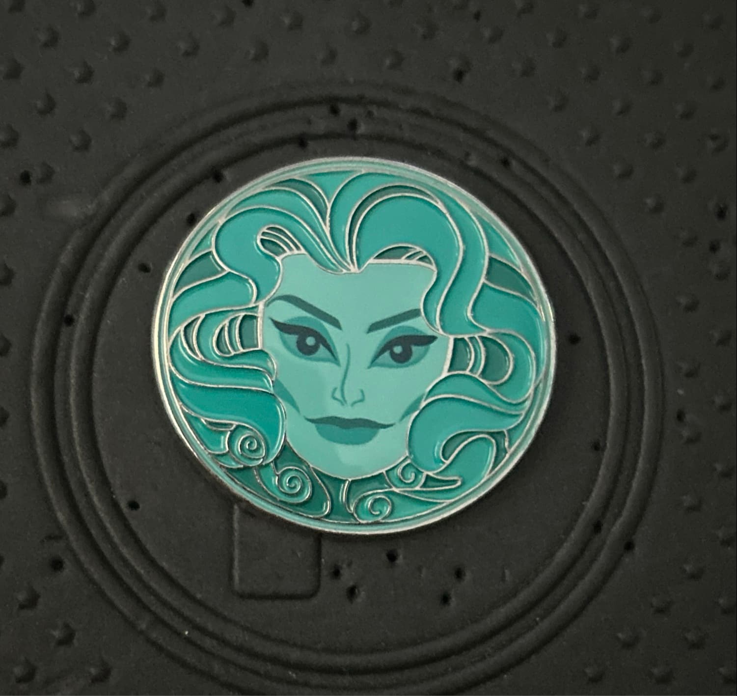 Madame Leota - Head in Circle - Haunted Mansion