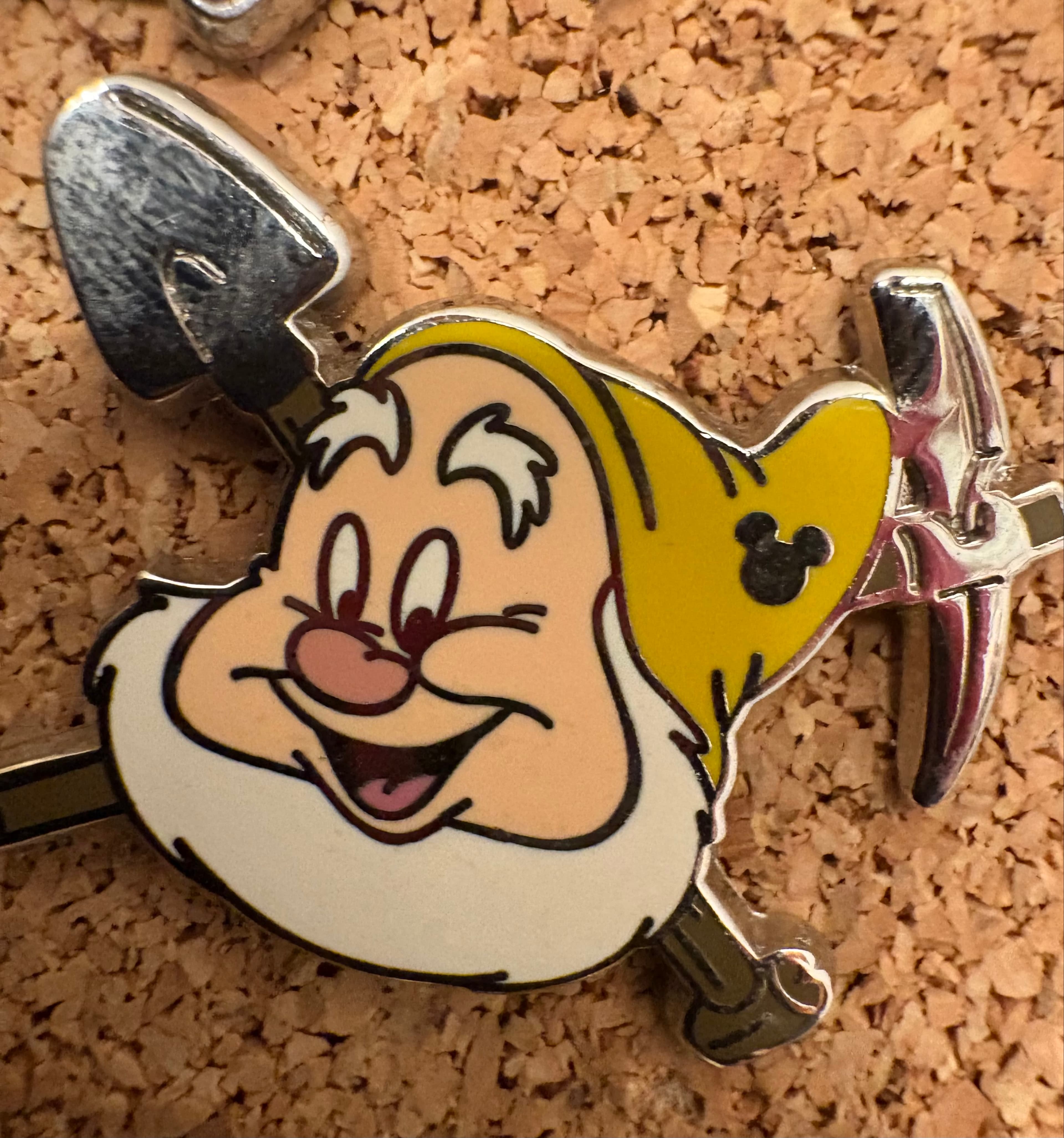 2014 Hidden Mickey - The Seven Dwarfs