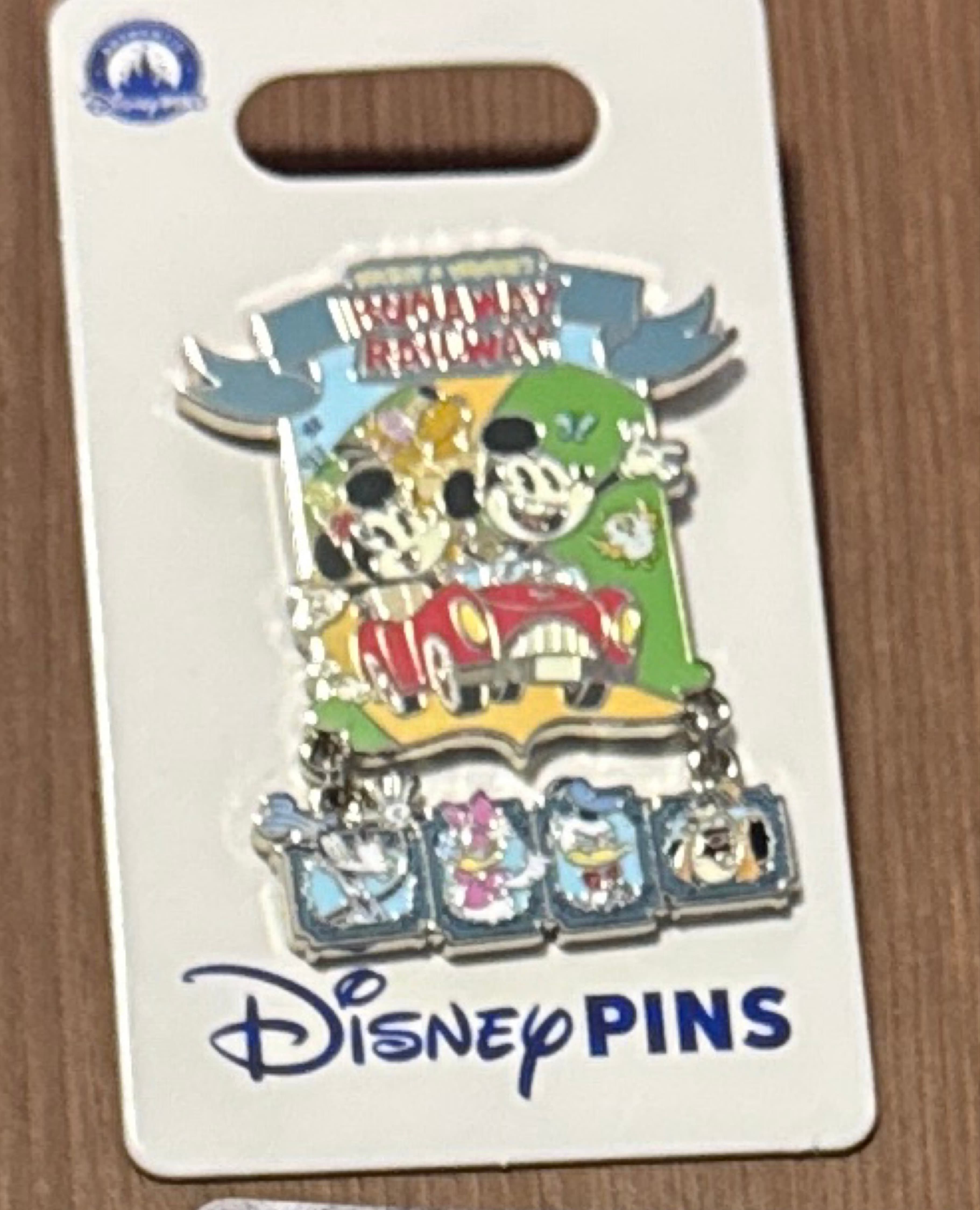 Mickey & Minnie's Runaway Railway Dangle - Mickey, Minnie, Donald, Daisy, Goofy, Pluto front