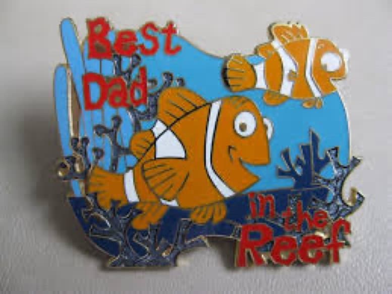 Finding Nemo - Best Dad In The Reef Father's Day Pin front