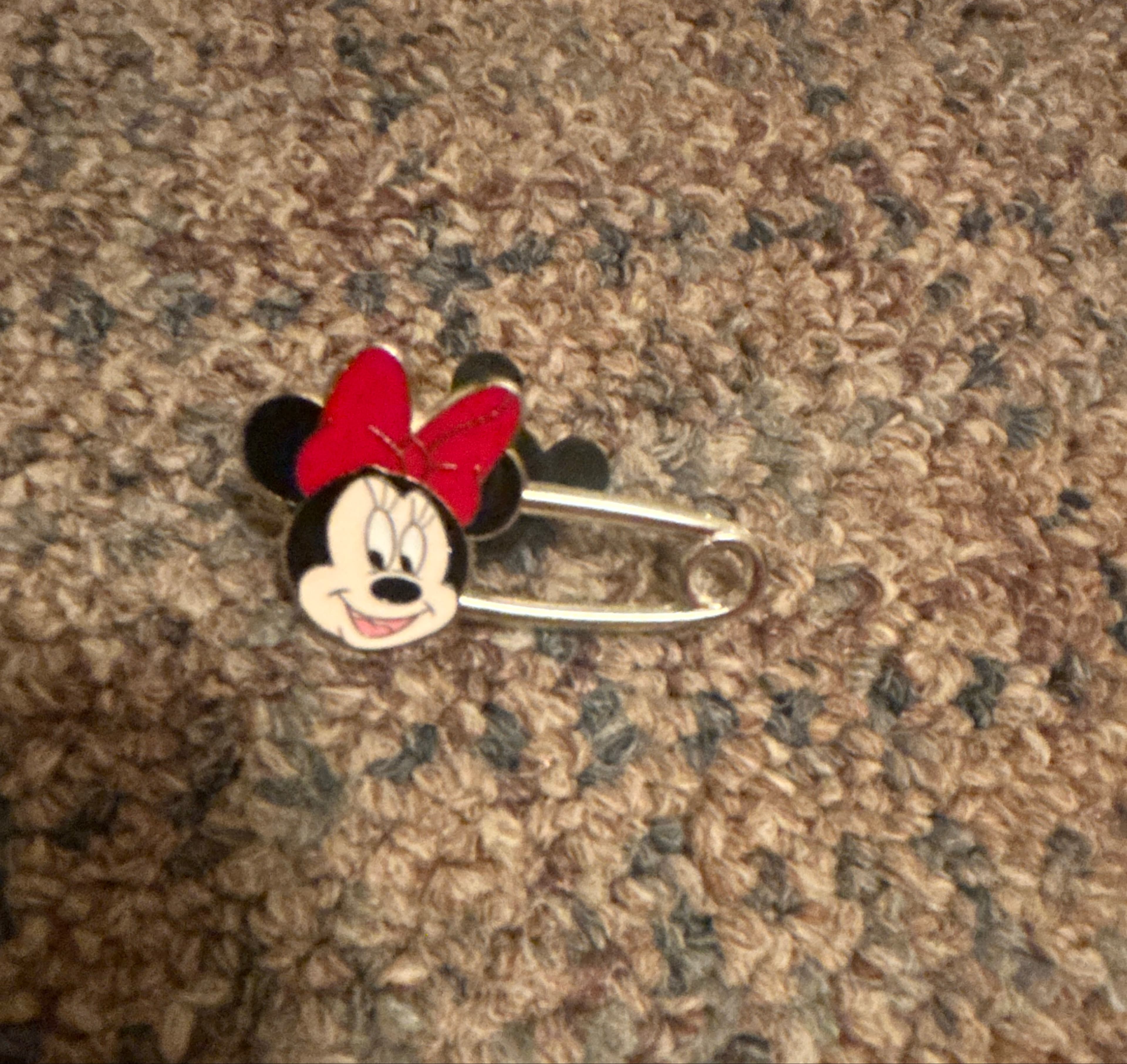 Minnie Mouse Safety Pin front