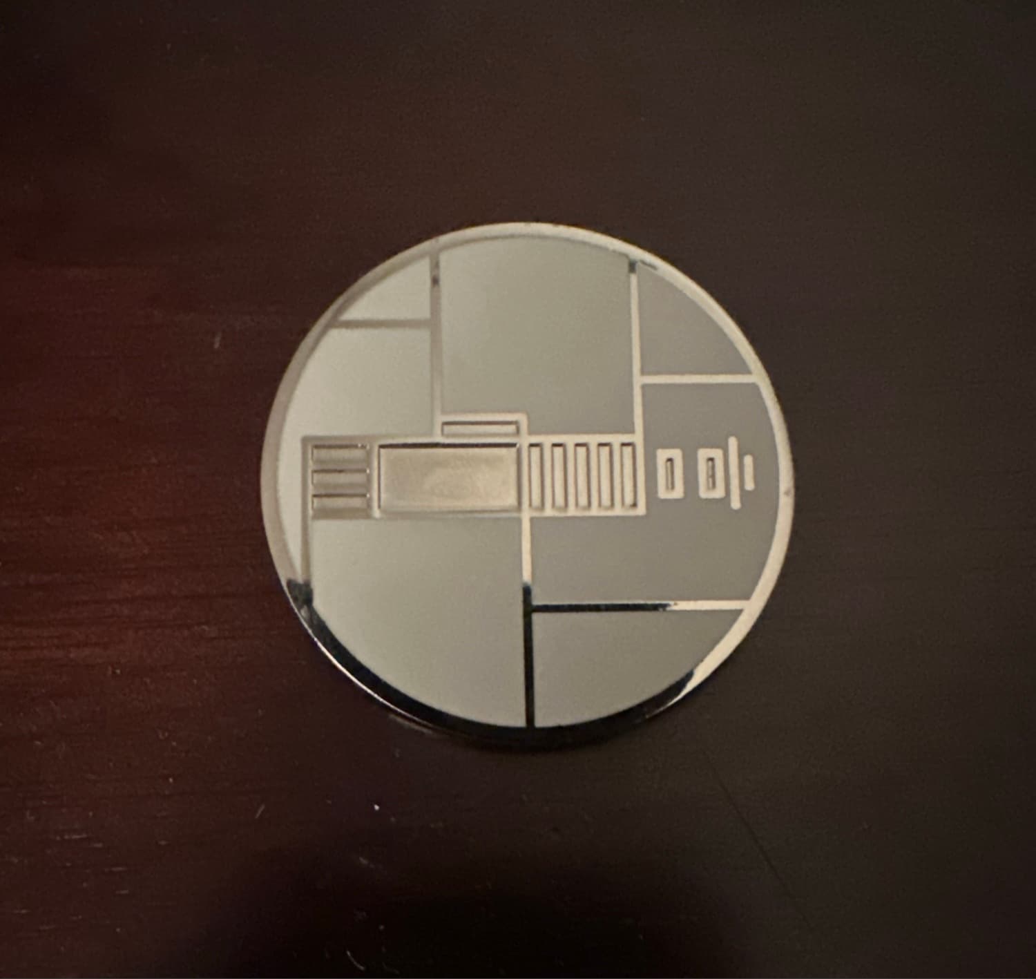 Star Wars Galaxy's Edge Savi's Workshop Peace and Justice Pin front