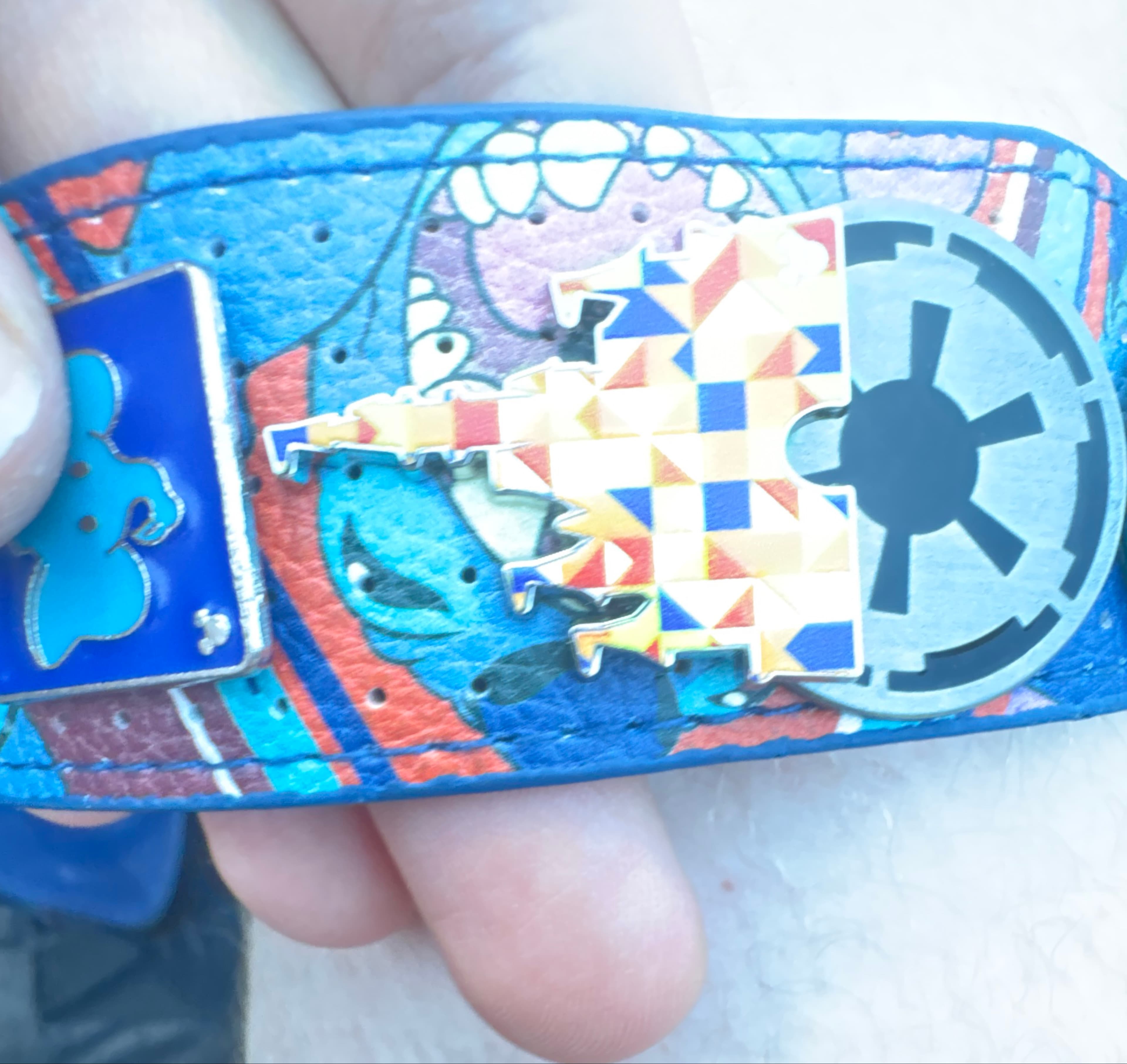 Geometric - WDW Hidden Disney Series 2025 Wave B: Castles front