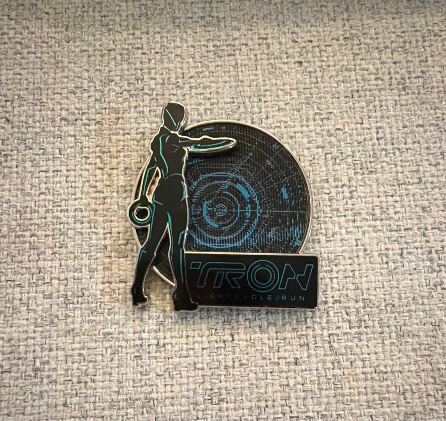 TRON Lightcycle Run Quorra Life Discs Pin front