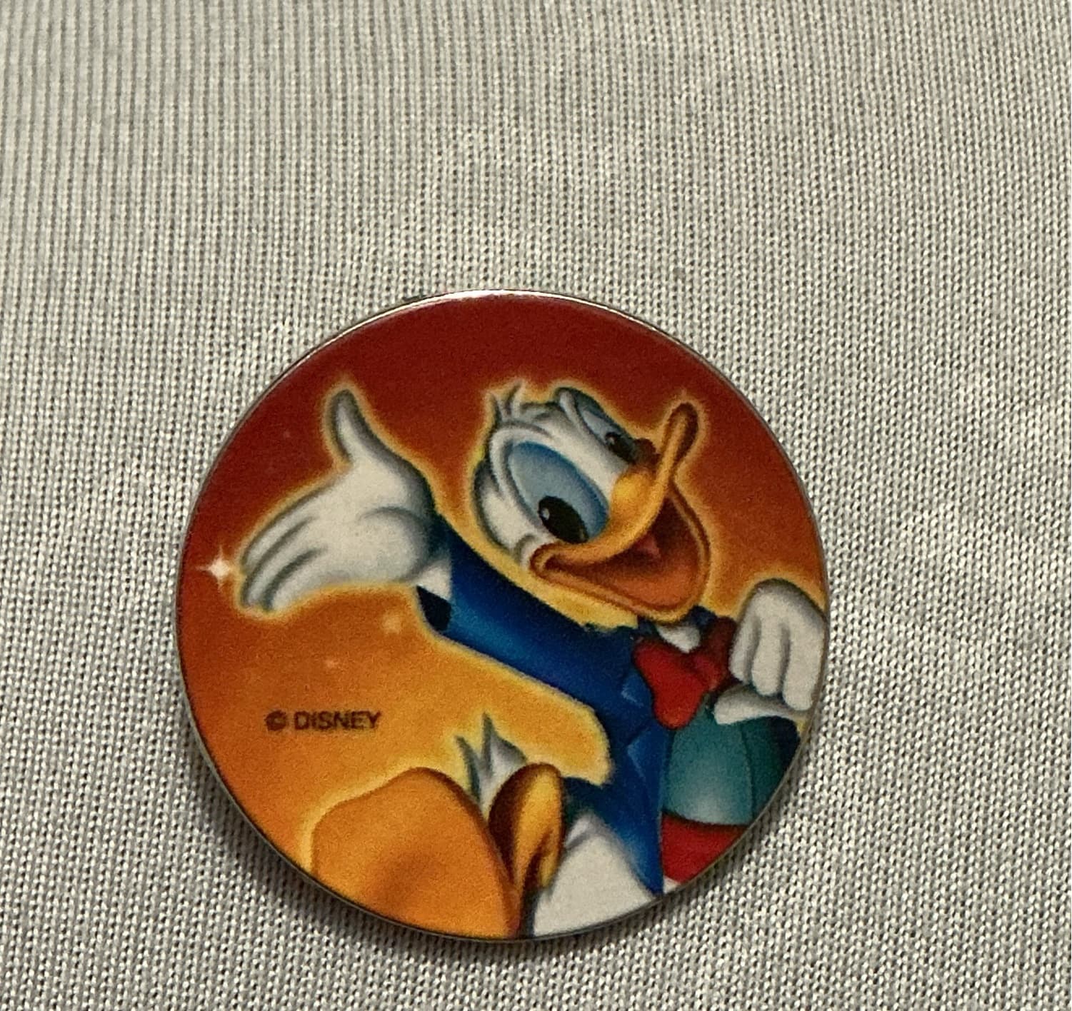 Donald Duck Standing with One Arm Out Pin