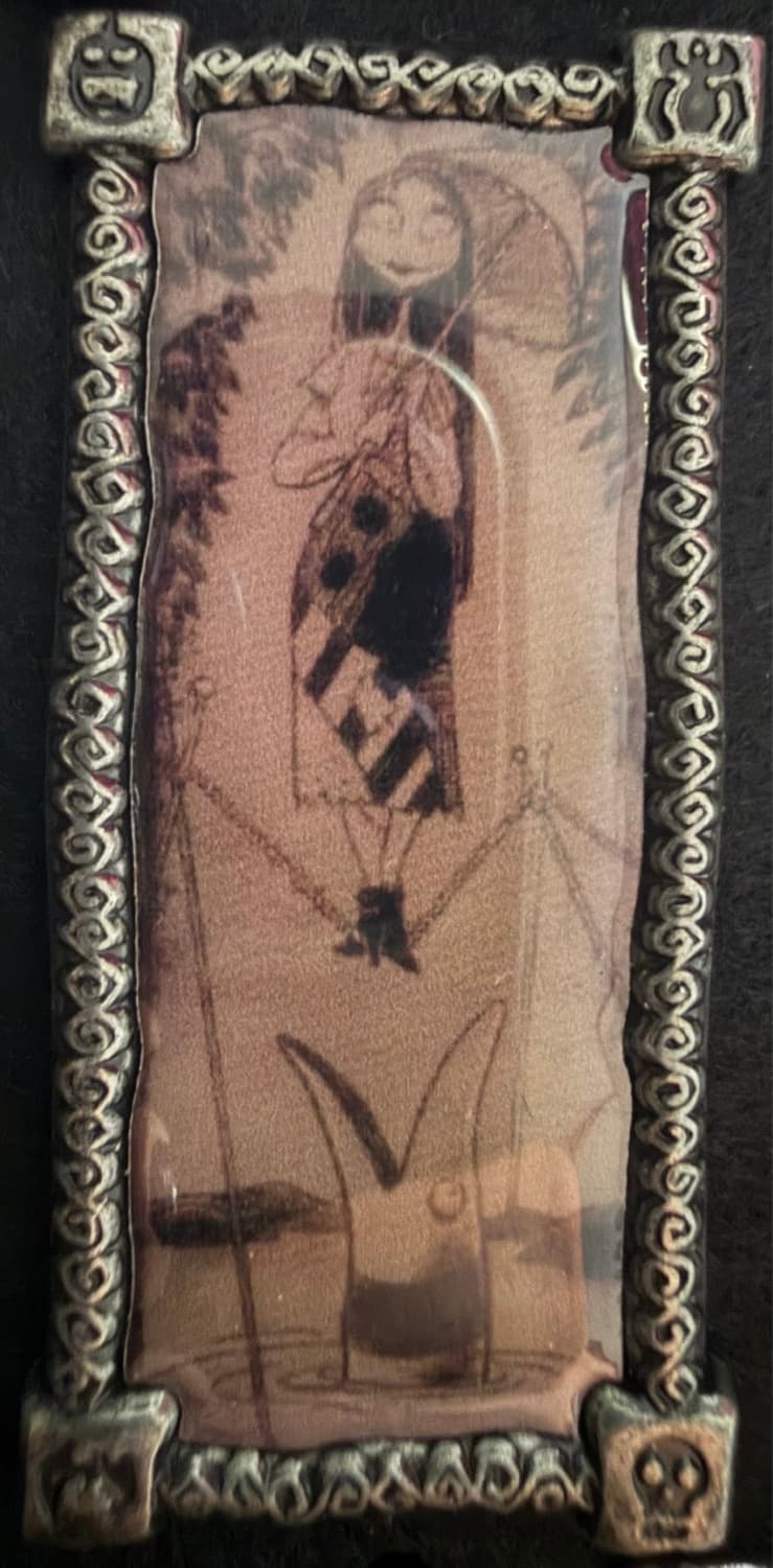 Nightmare Before Christmas Stretching Portrait Sally Pin front