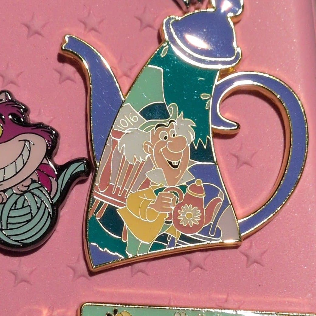 Mad Hatter - tea pot puzzle front
