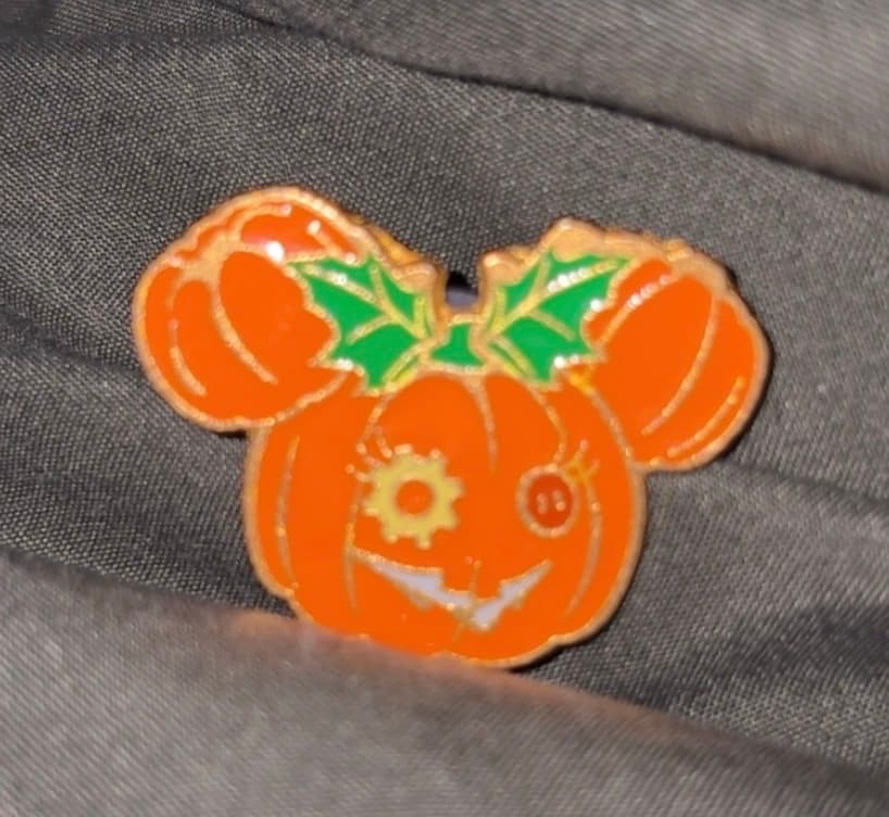 Minnie Mouse front