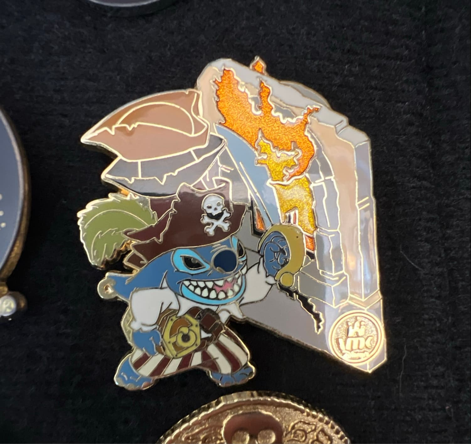 Plundering Stitch - Virtual Magic Kingdom Pin Card Collection front