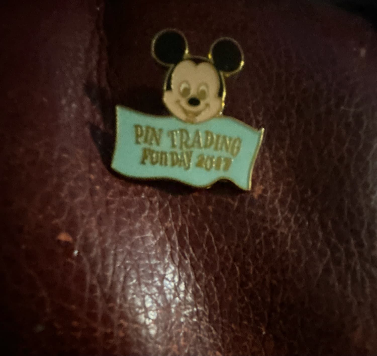 Mickey Mouse - Pin Trading Fun Day 2017 Mystery Set Chaser front