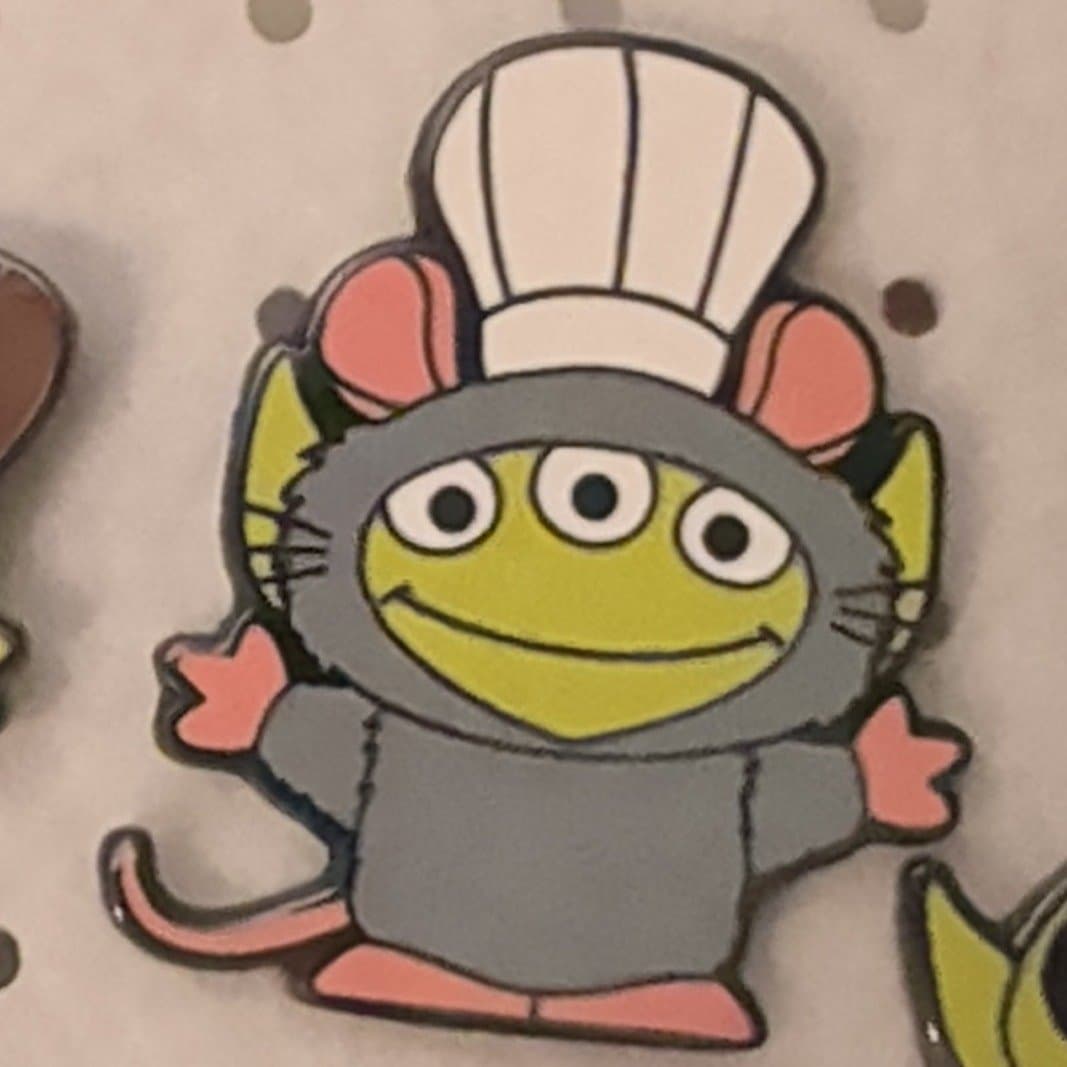 Toy Story Alien Pixar Remix Pin – Remy