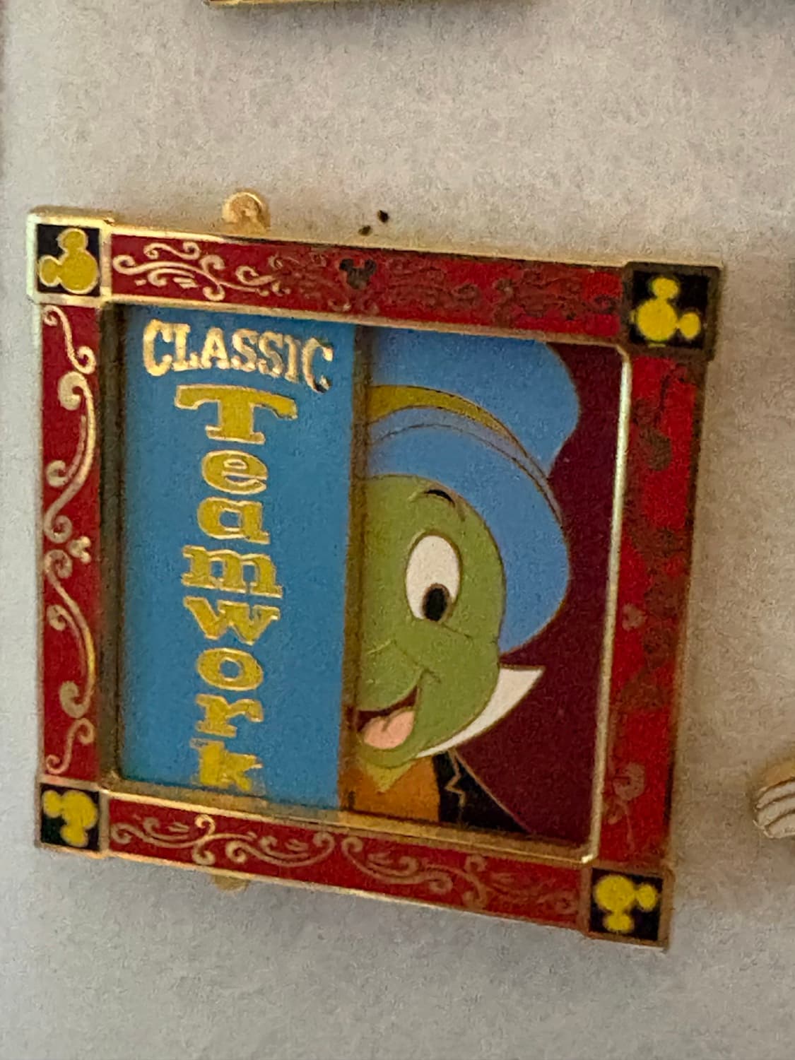 Pinocchio and Jiminy Cricket - Classic Teamwork Slider Series