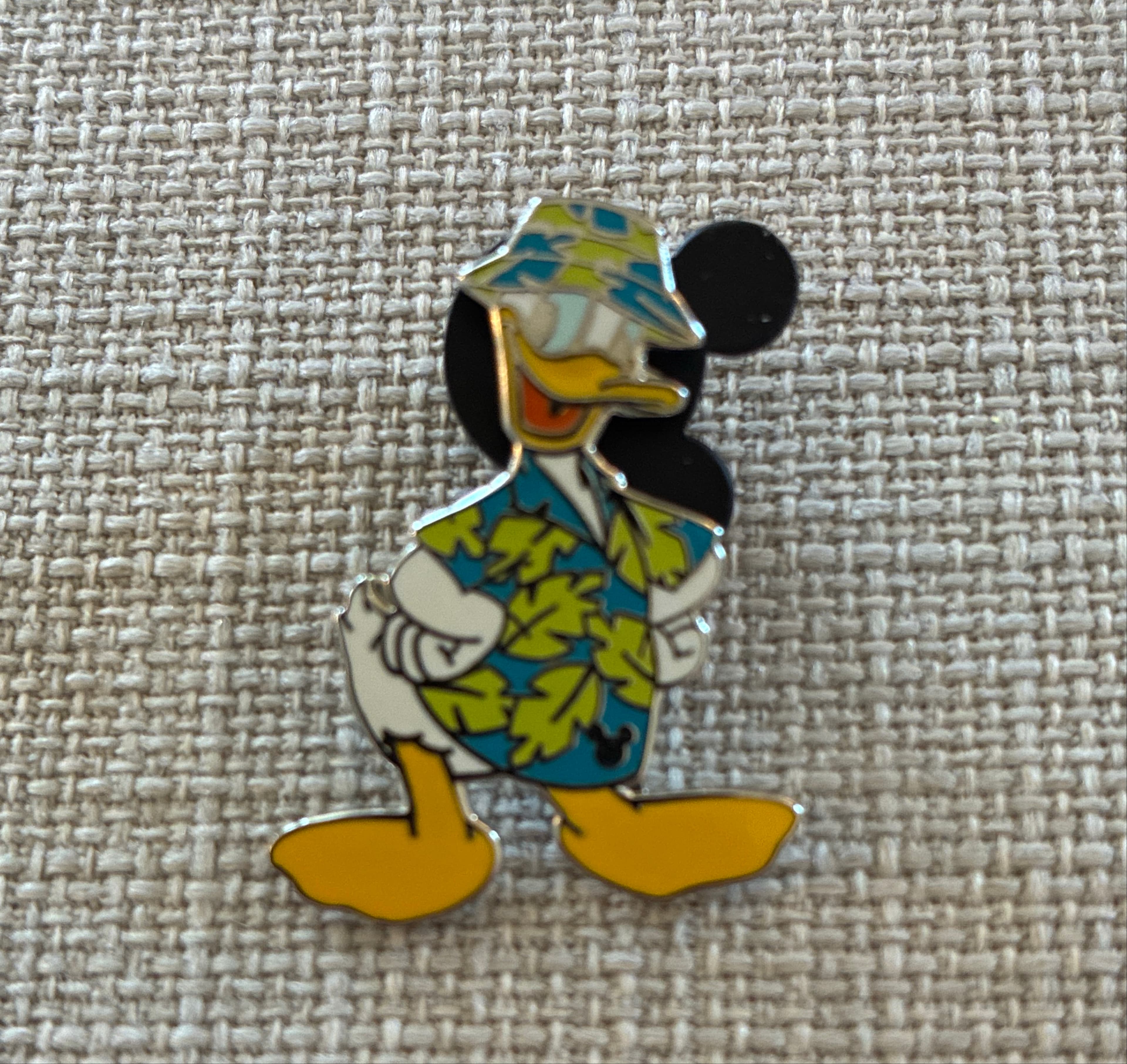 Donald Duck - 2011 Hidden Mickey - T-Shirt front