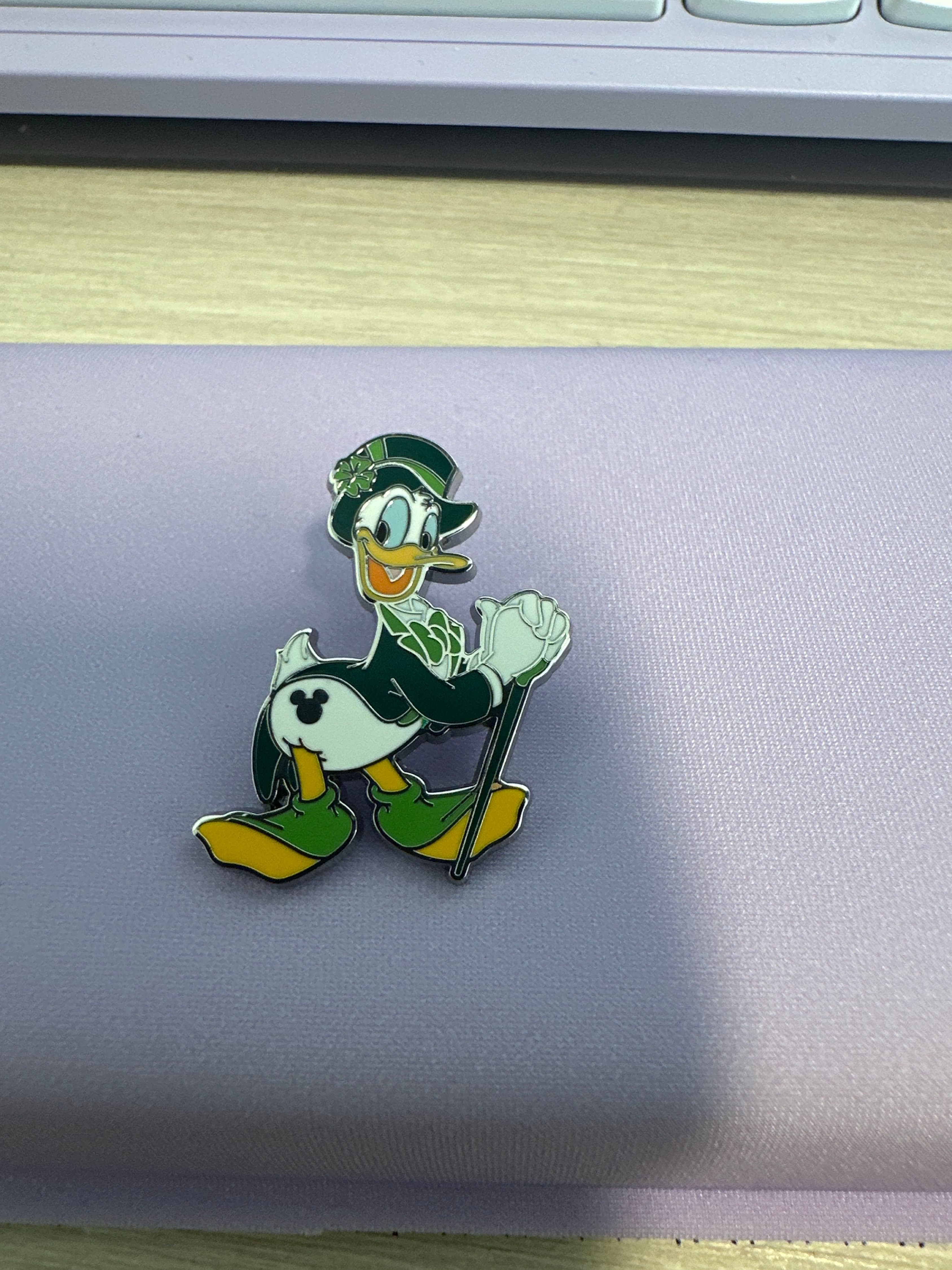 St. Patrick's Day Seasons - Donald Duck