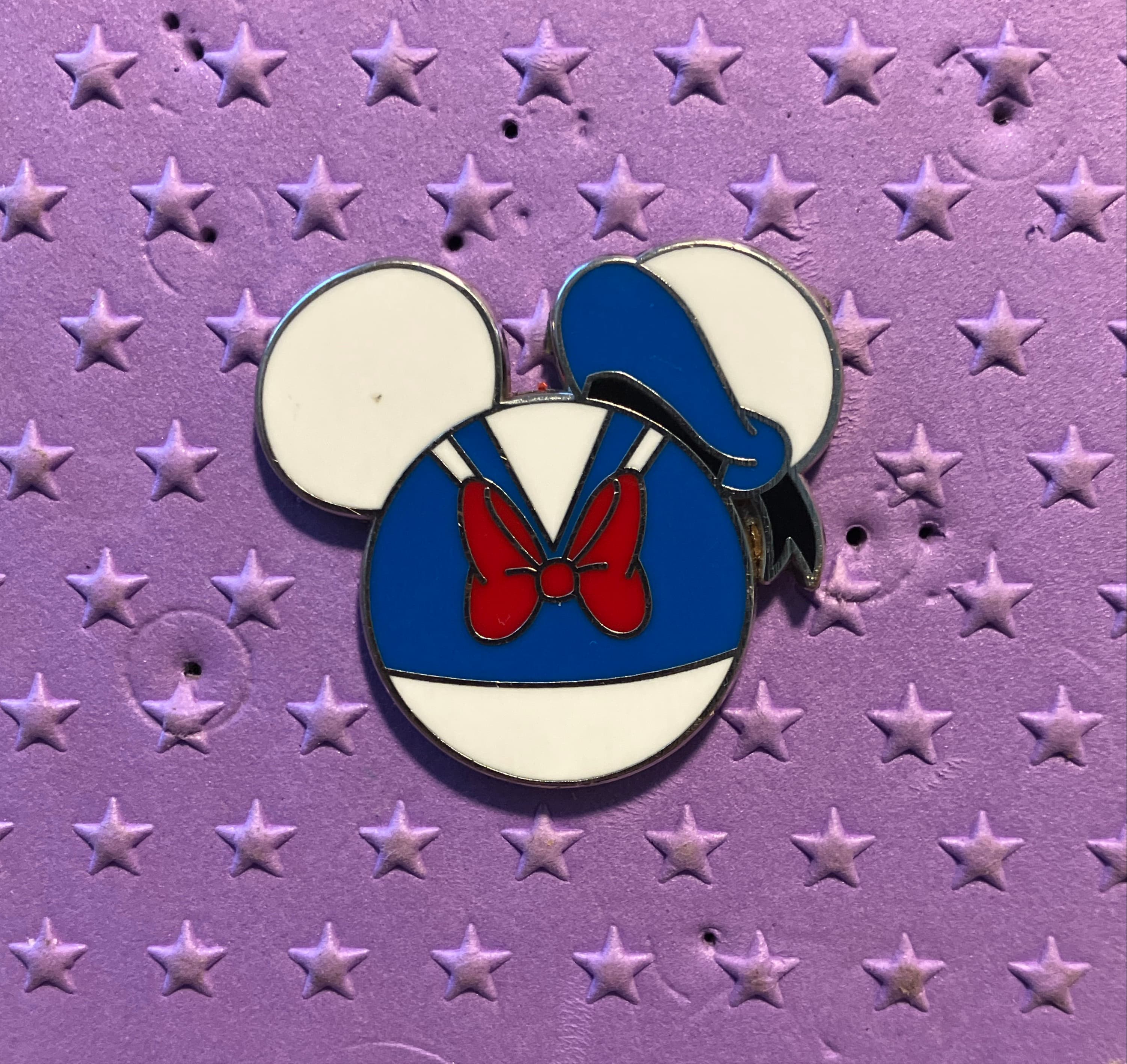 Donald Duck Costume Icon - Mickey Head - WDW Hidden Mickey 2012: Wave B front