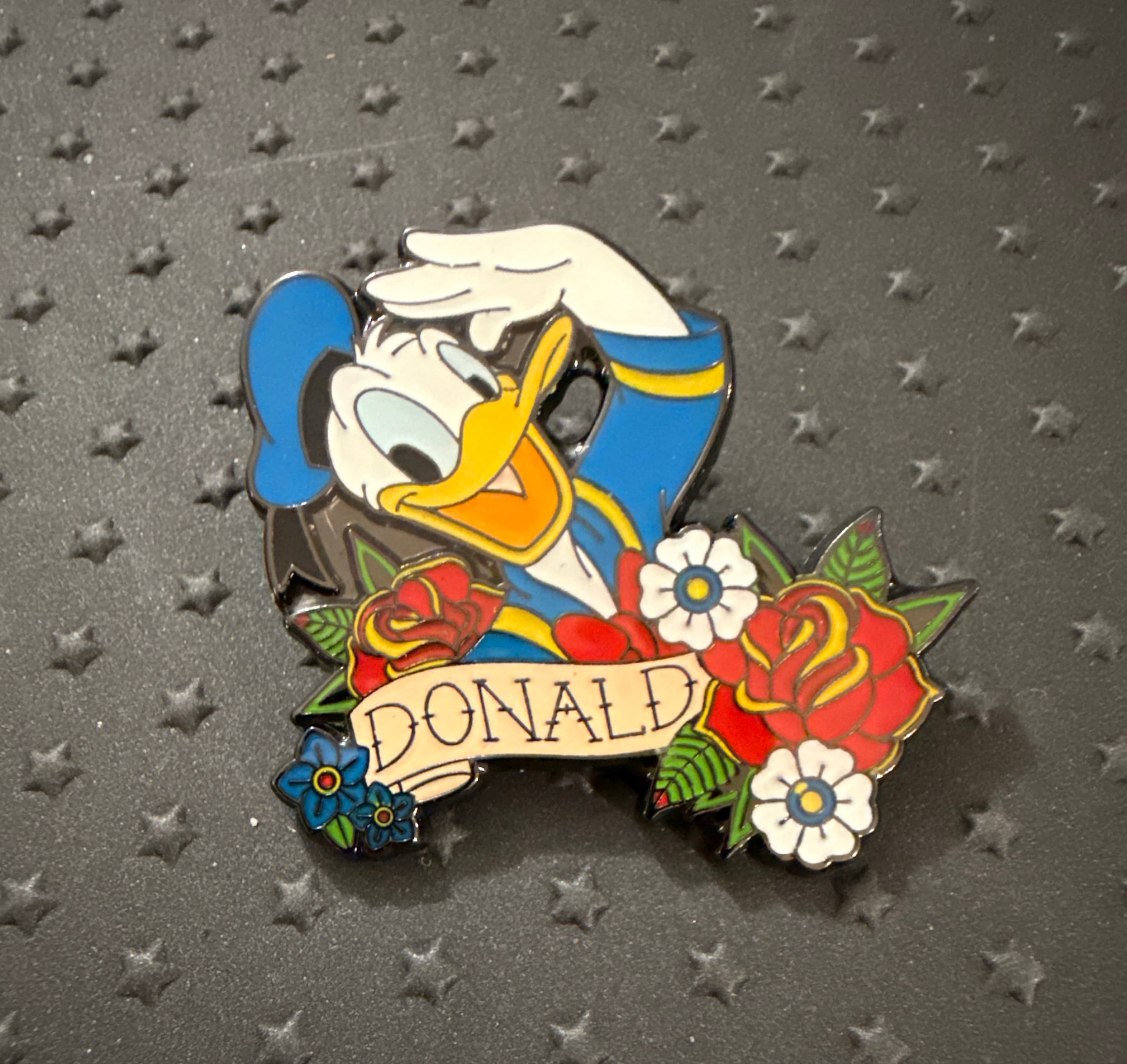 Donald Duck - Mickey Mouse & Friends Tattoo Art Pin
