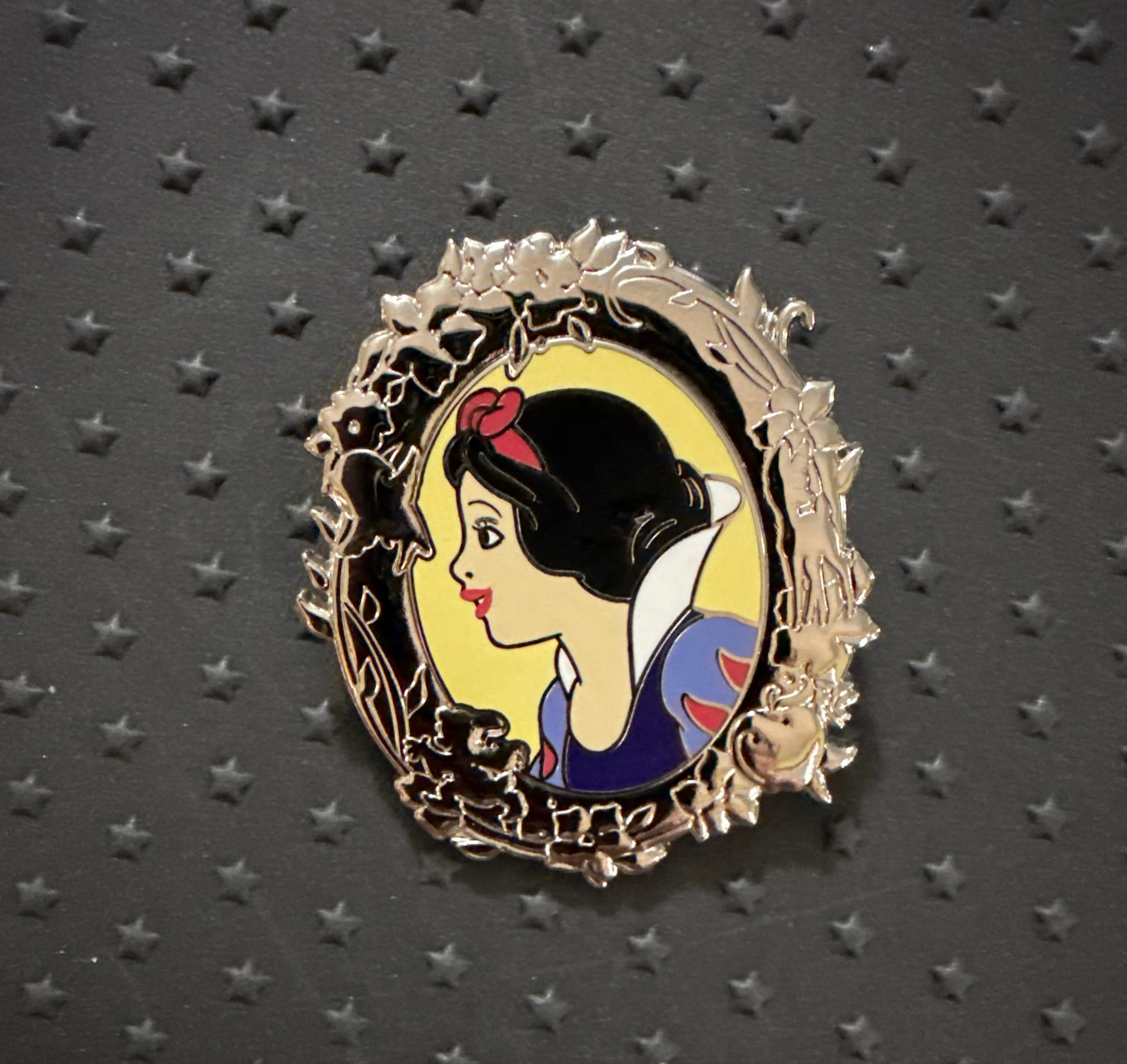 Princesses in Profile Cameo