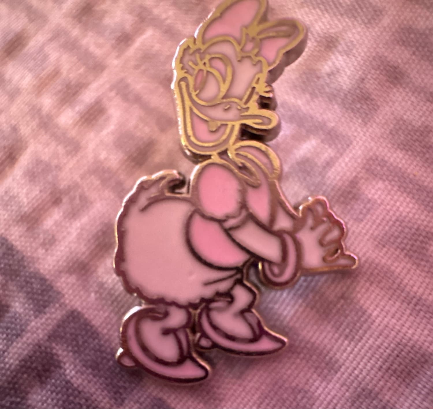 Daisy Duck Posing with Hands Clasped front