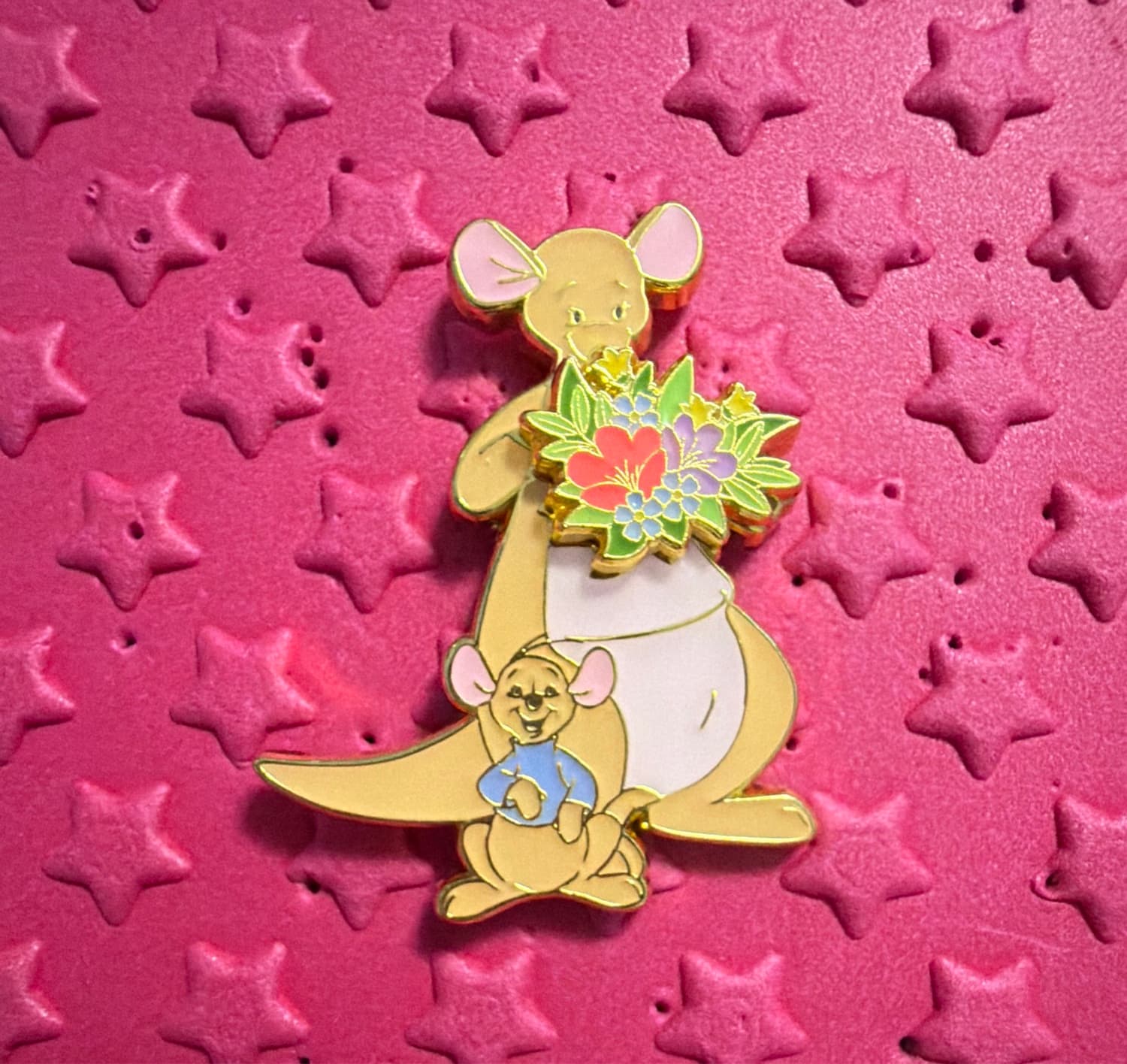 Kanga and Roo - Winnie the Pooh and Friends Floral