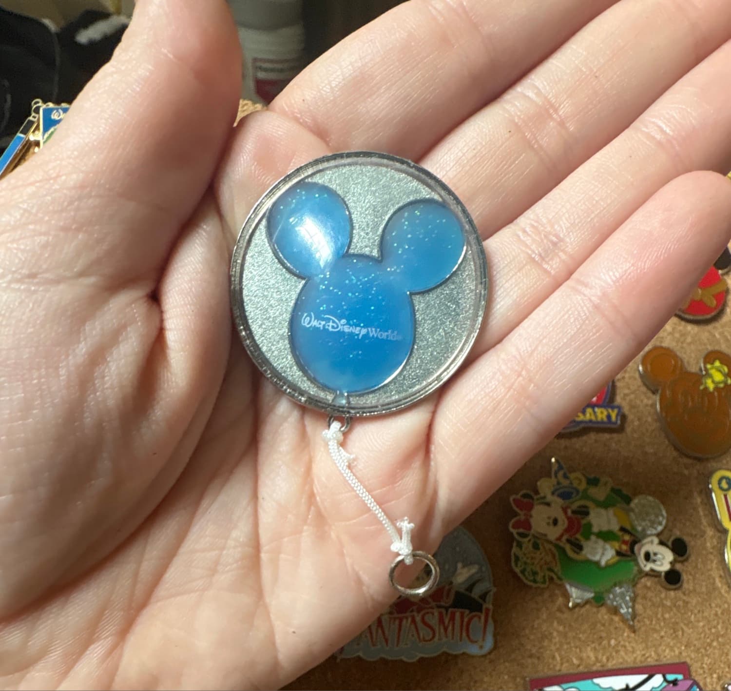 Mickey Mouse Icon - Blue Glitter Walt Disney World front