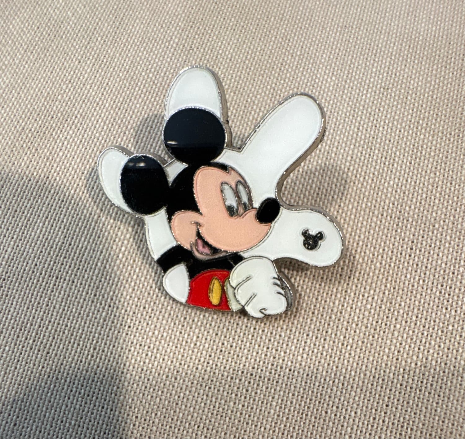 Mickey on Glove front