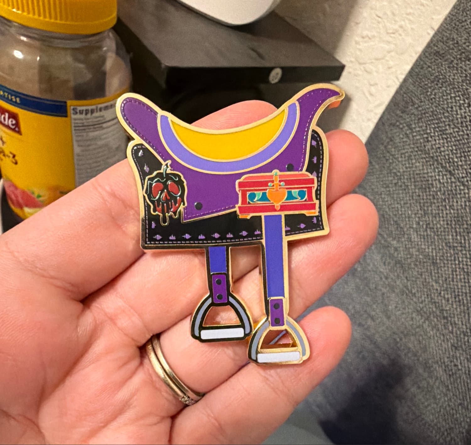 Disney Princess and Villains Horse Saddles Mystery Series 1 Pin Set