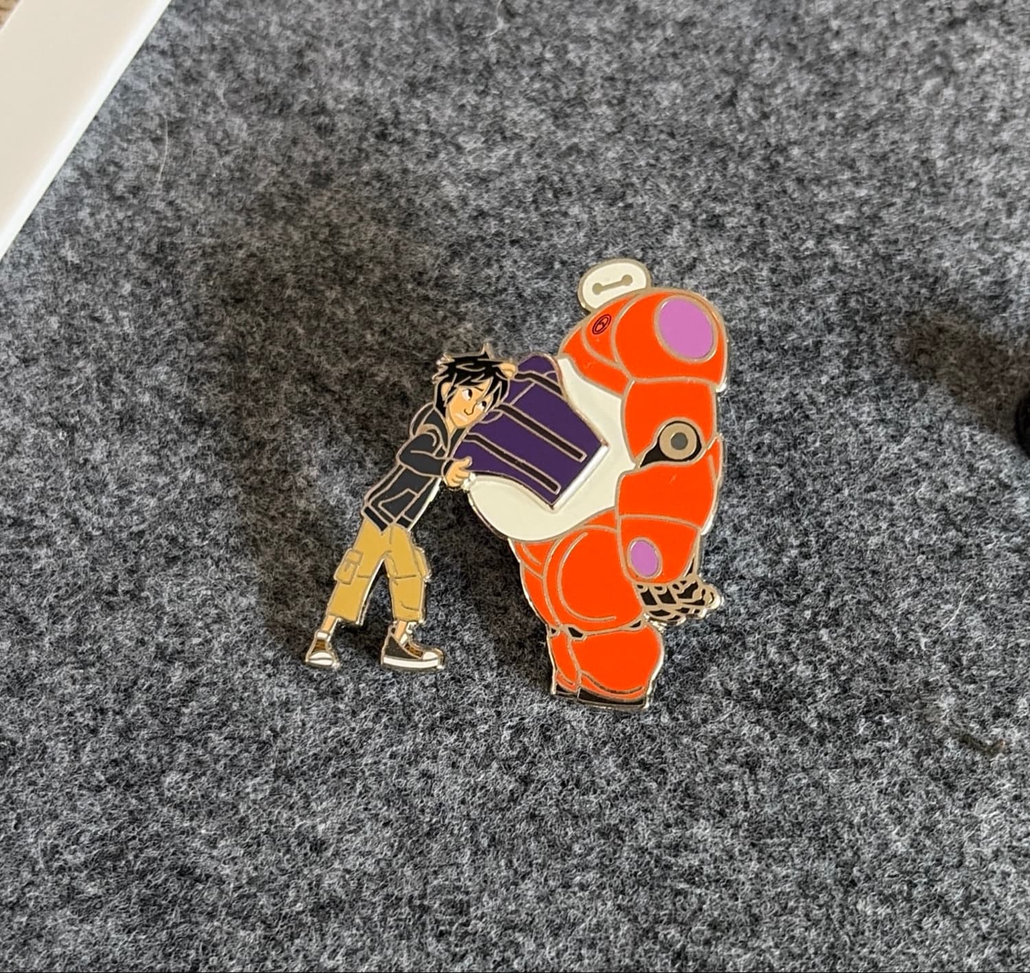 Big Hero 6 Hiro & Baymax Hugging Pin