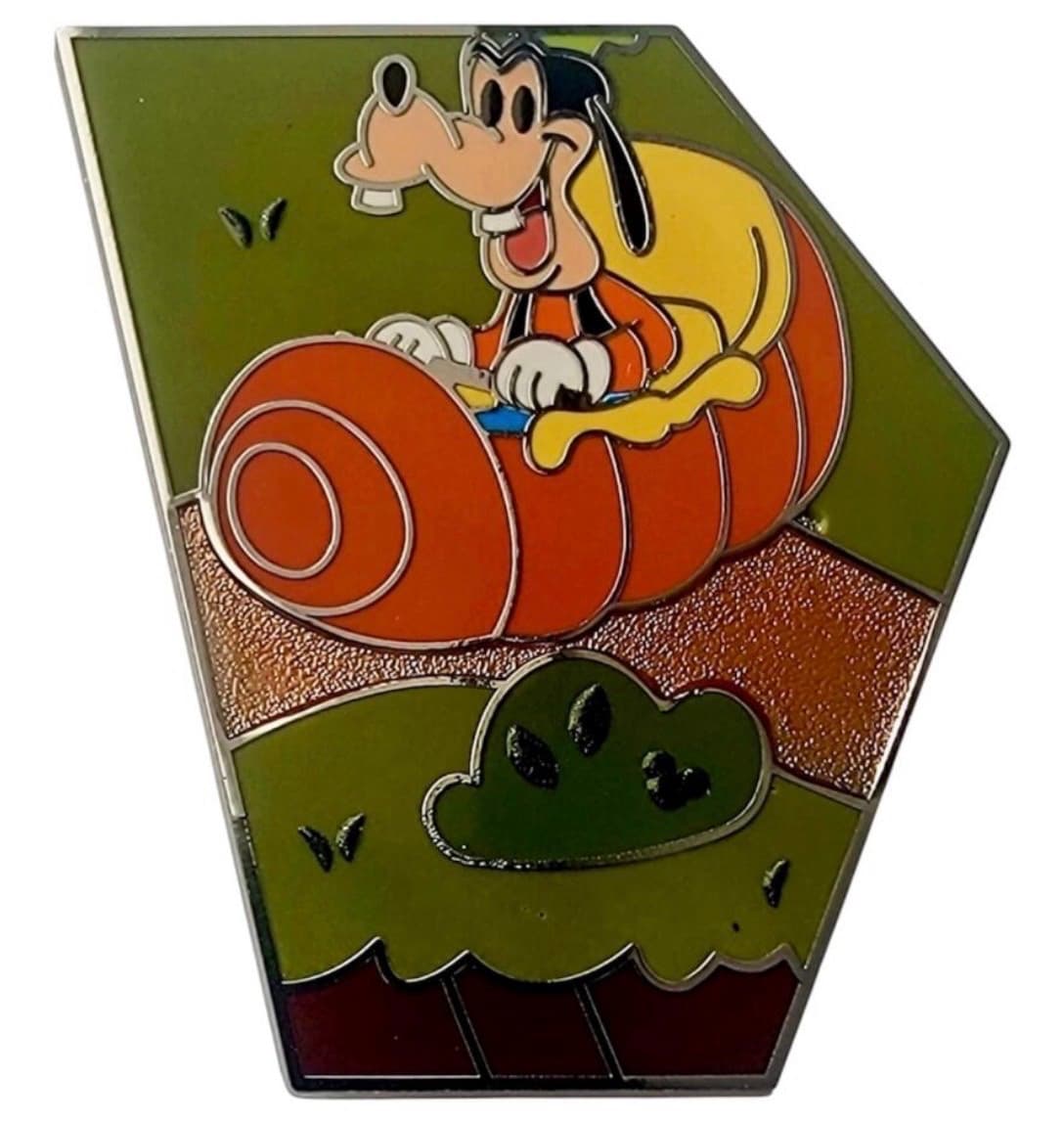 Disneyland Goofy Pumpkin Surprise Release Pin