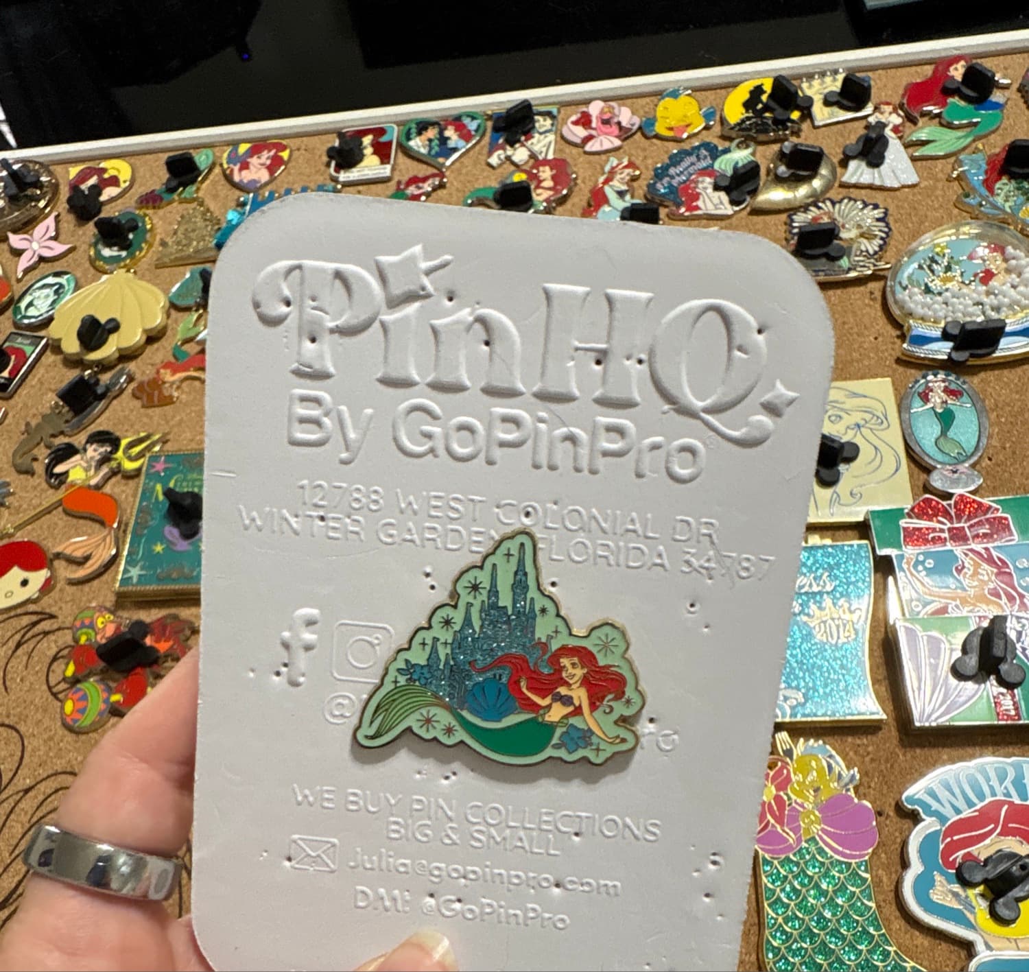 Little Mermaid Underwater Castle Glitter Sparkle Ariel Pin front