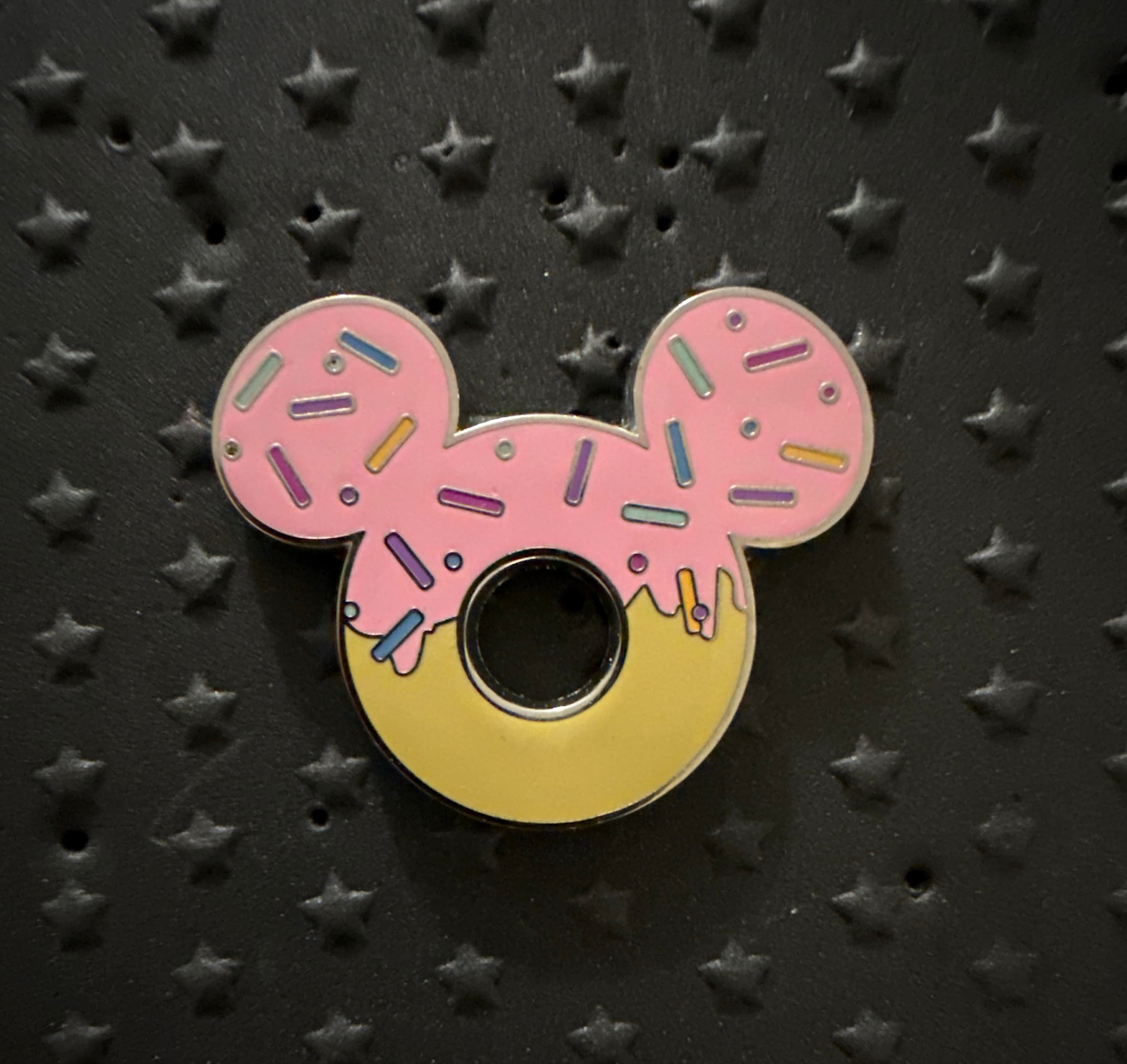 Mickey and Minnie Mouse Donut Pin Set
