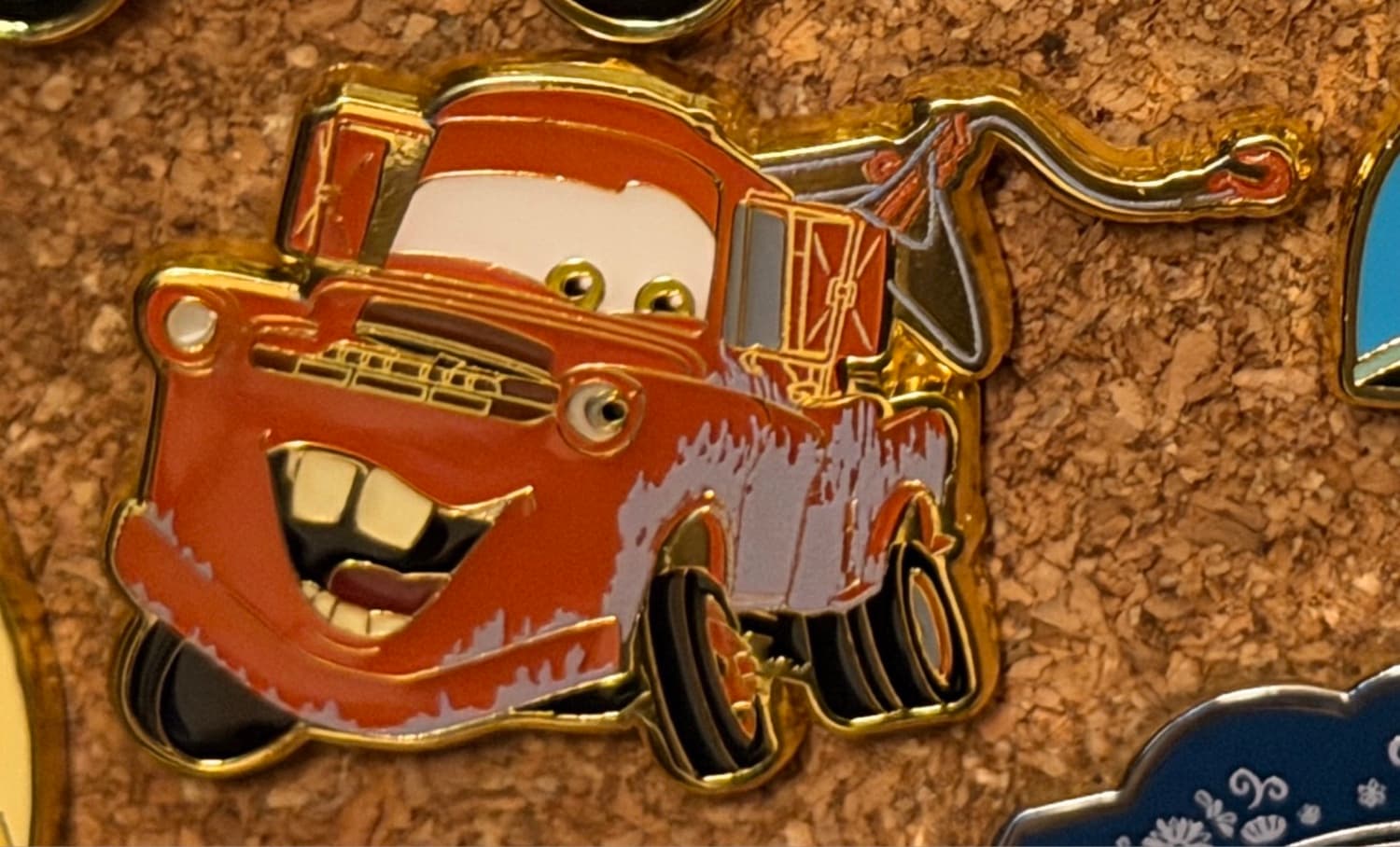 Tow Mater Pin - Disney Pixar Cars 3 Piece Boxed Enamel Pin Set front