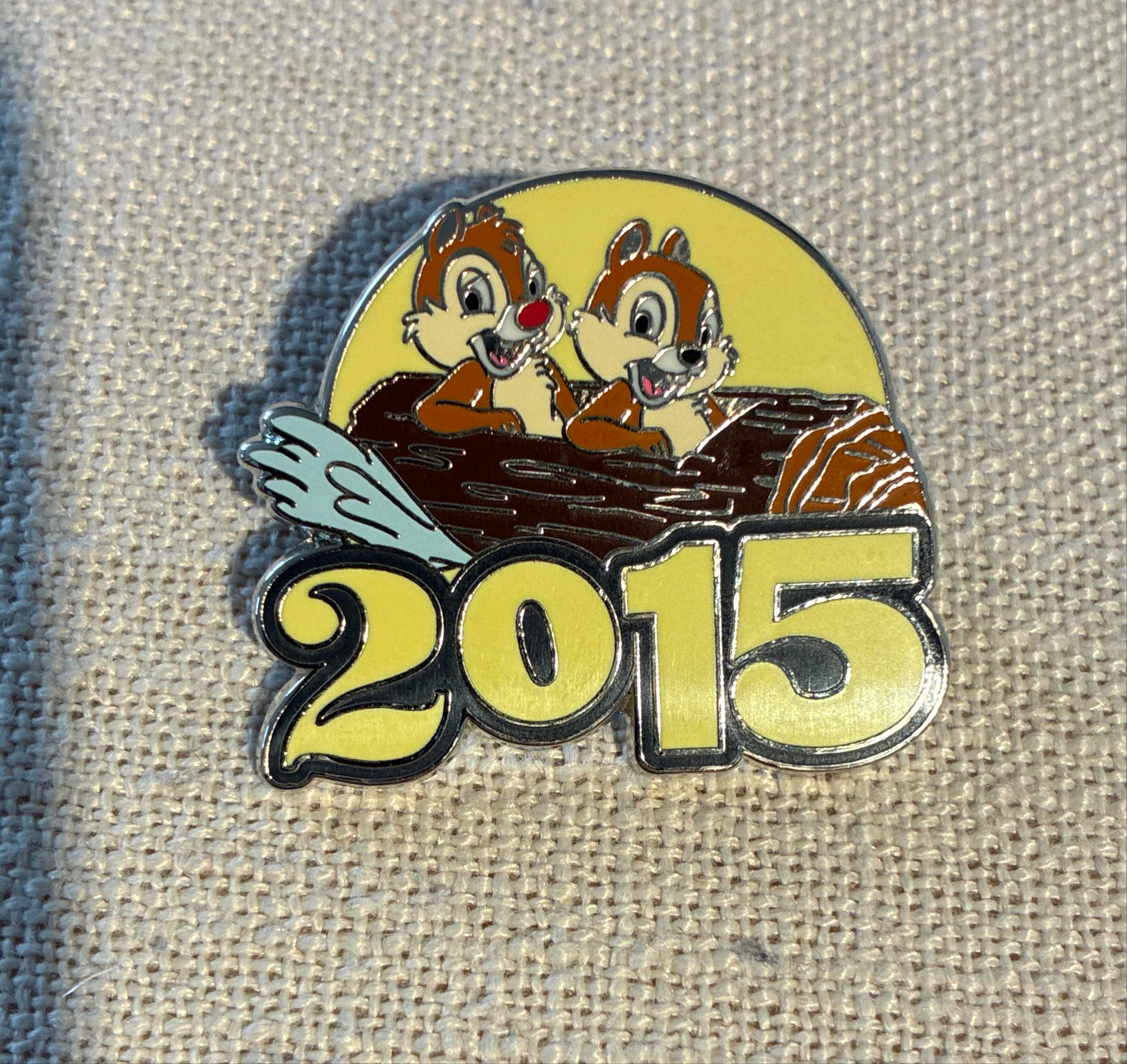 Chip & Dale Splash Mountain Log 2015 Pin front