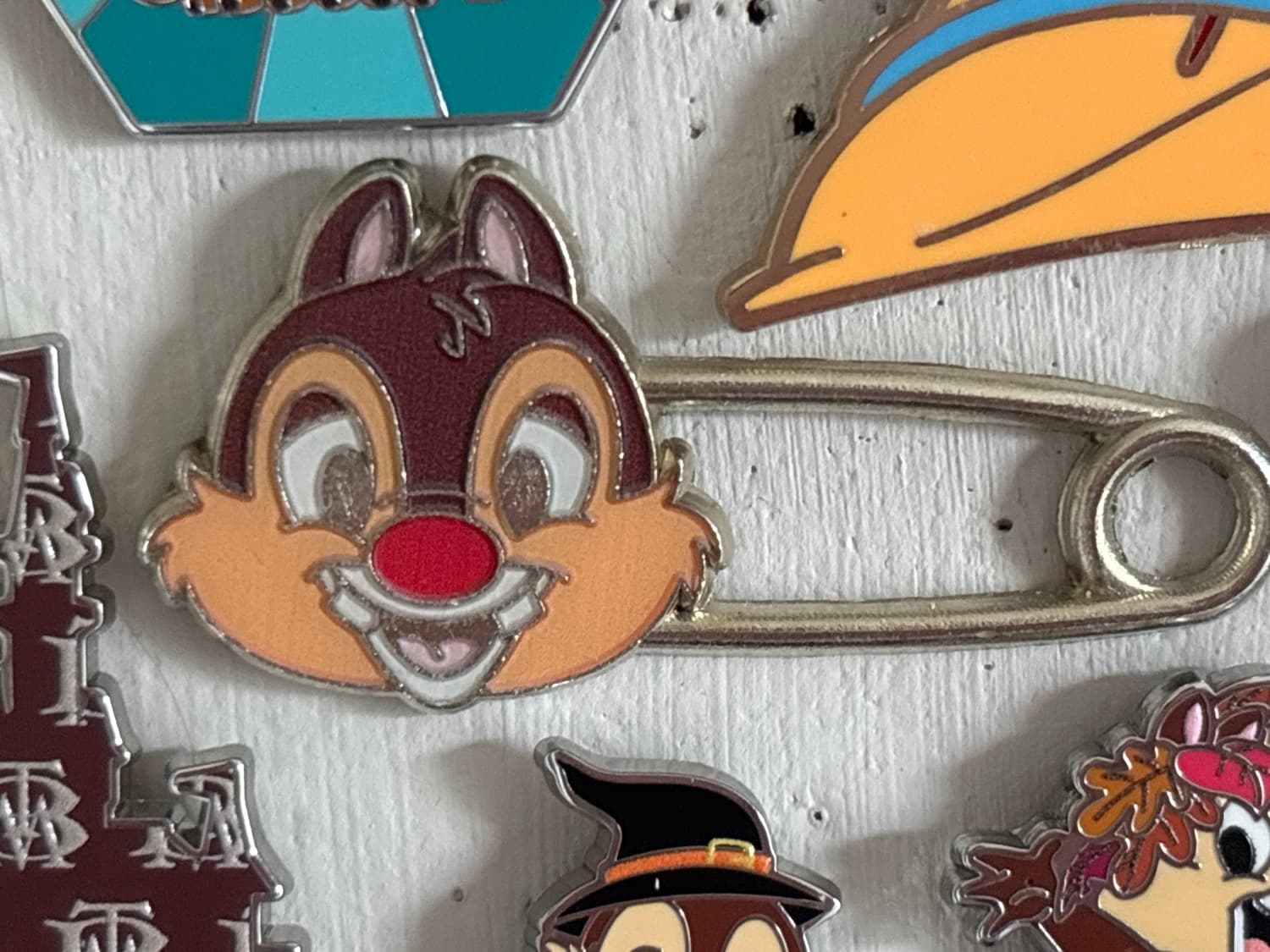 Dale Safety Pin front