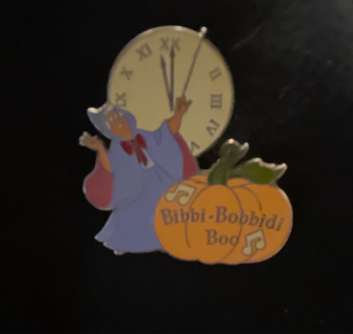 Magical Musical Moments Bibbi-Bobbidi-Boo Fairy Godmother Clock Pin front