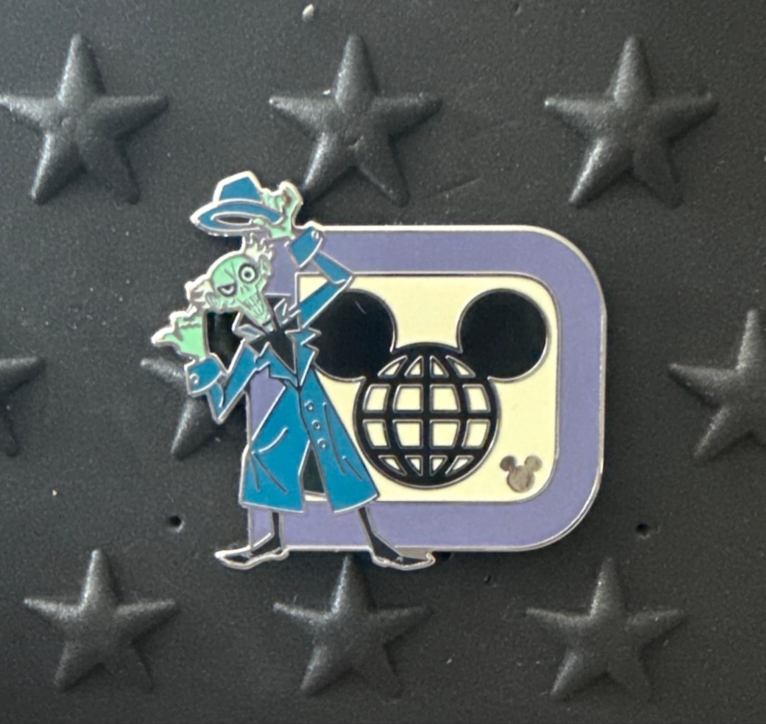 Hatbox Ghost - Hidden Mickey D Series
