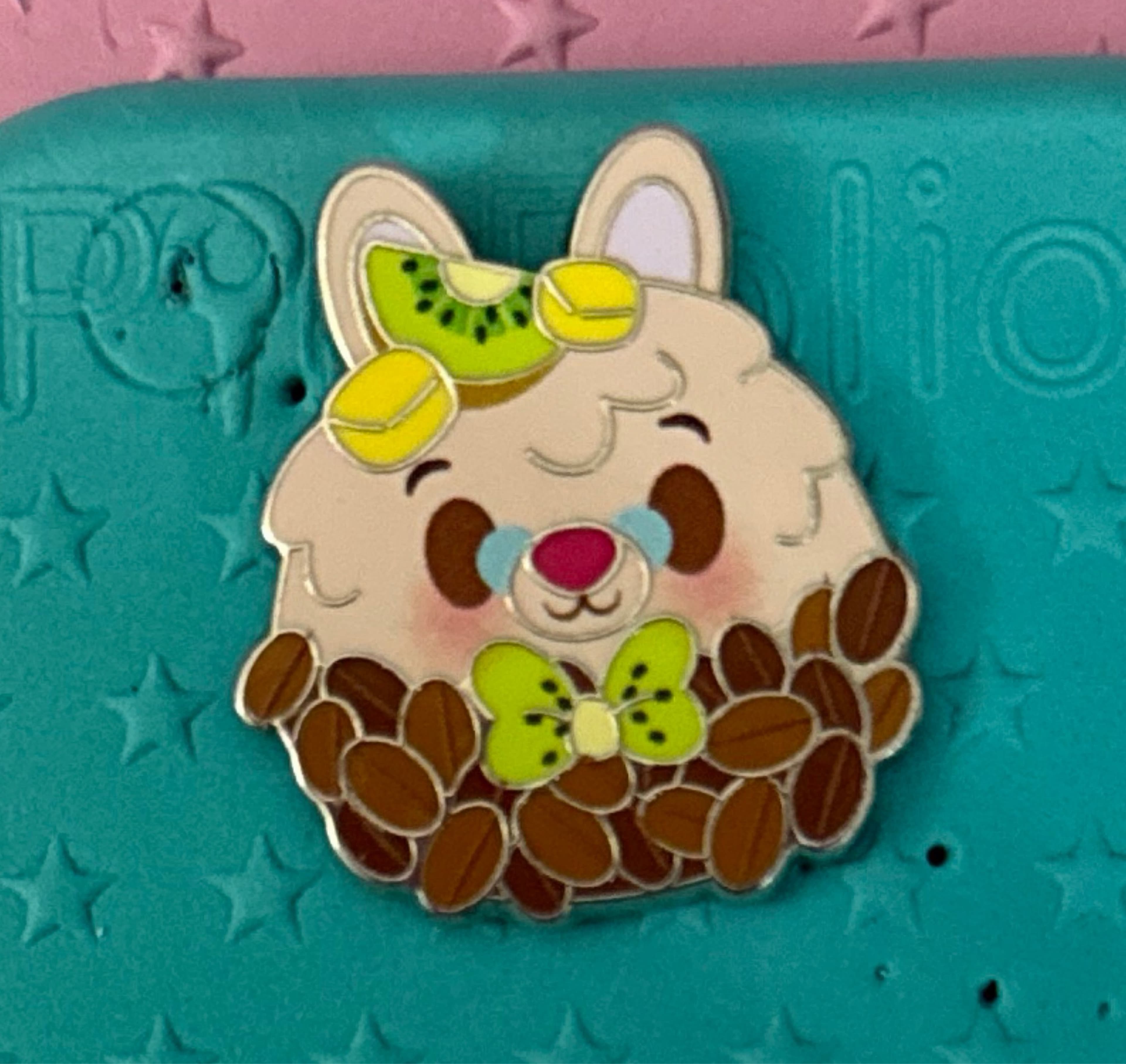 White Rabbit Fruit and Granola Parfait - Munchlings Mystery Collection (Series 2)