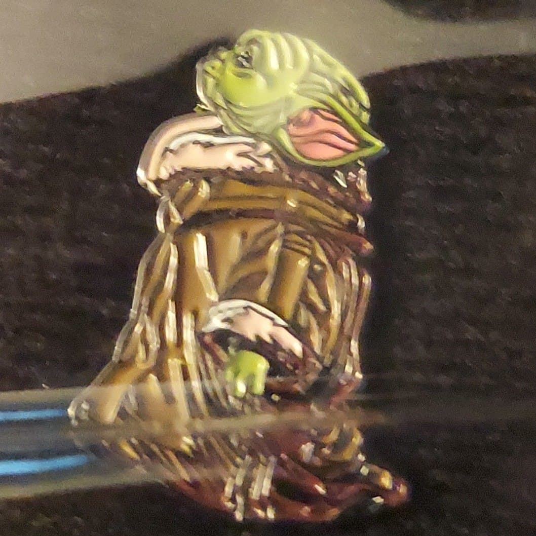 Grogu Standing - Star Wars: The Mandalorian front