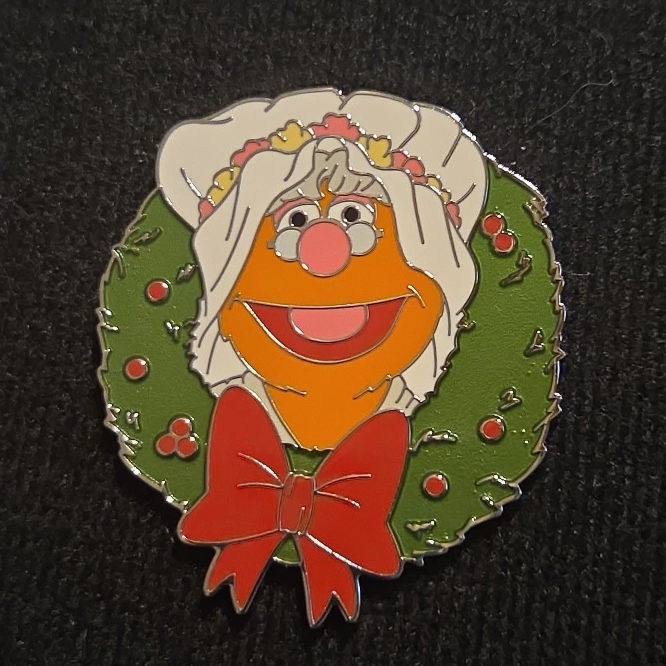 Ma Bear as Ma Fozziwig in Wreath - The Muppet Christmas Carol