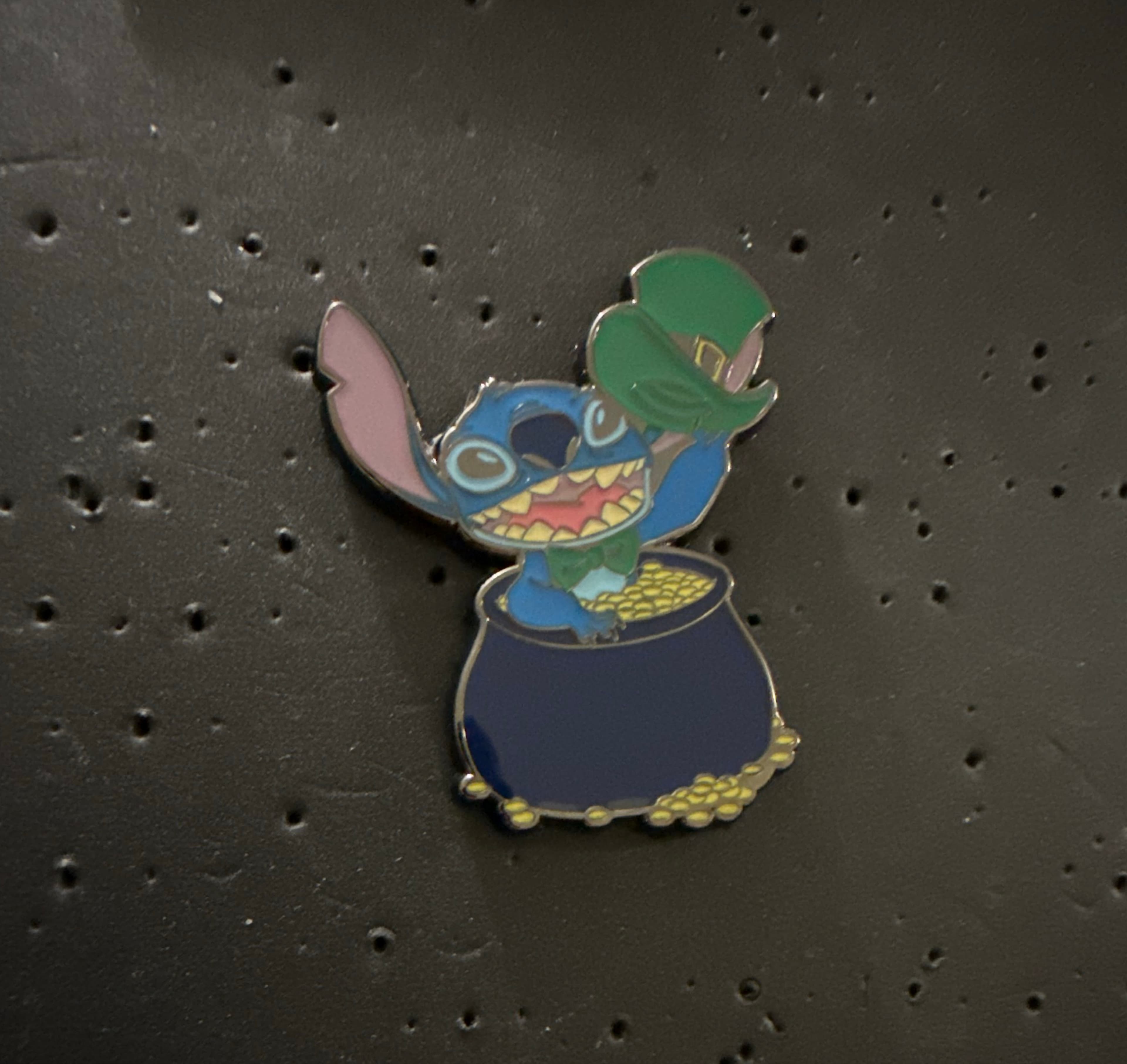 Loungefly Disney Lilo & Stitch Holidays Blind Box Pin Set