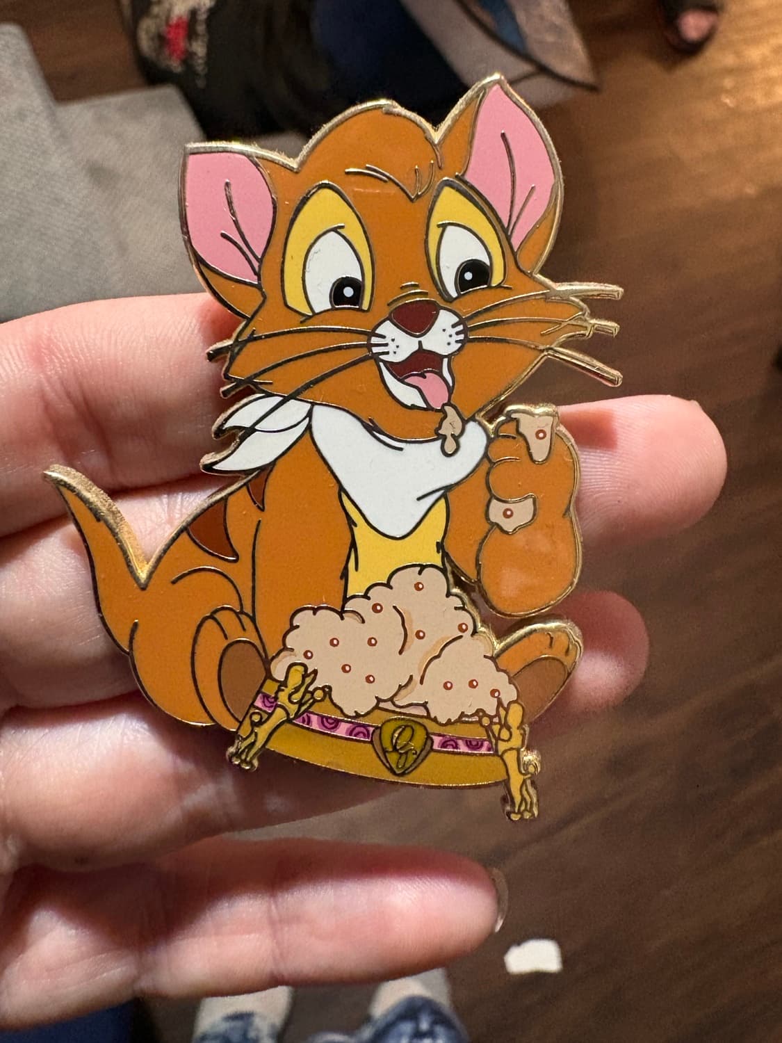 Oliver with bowl of food fantasy pin front
