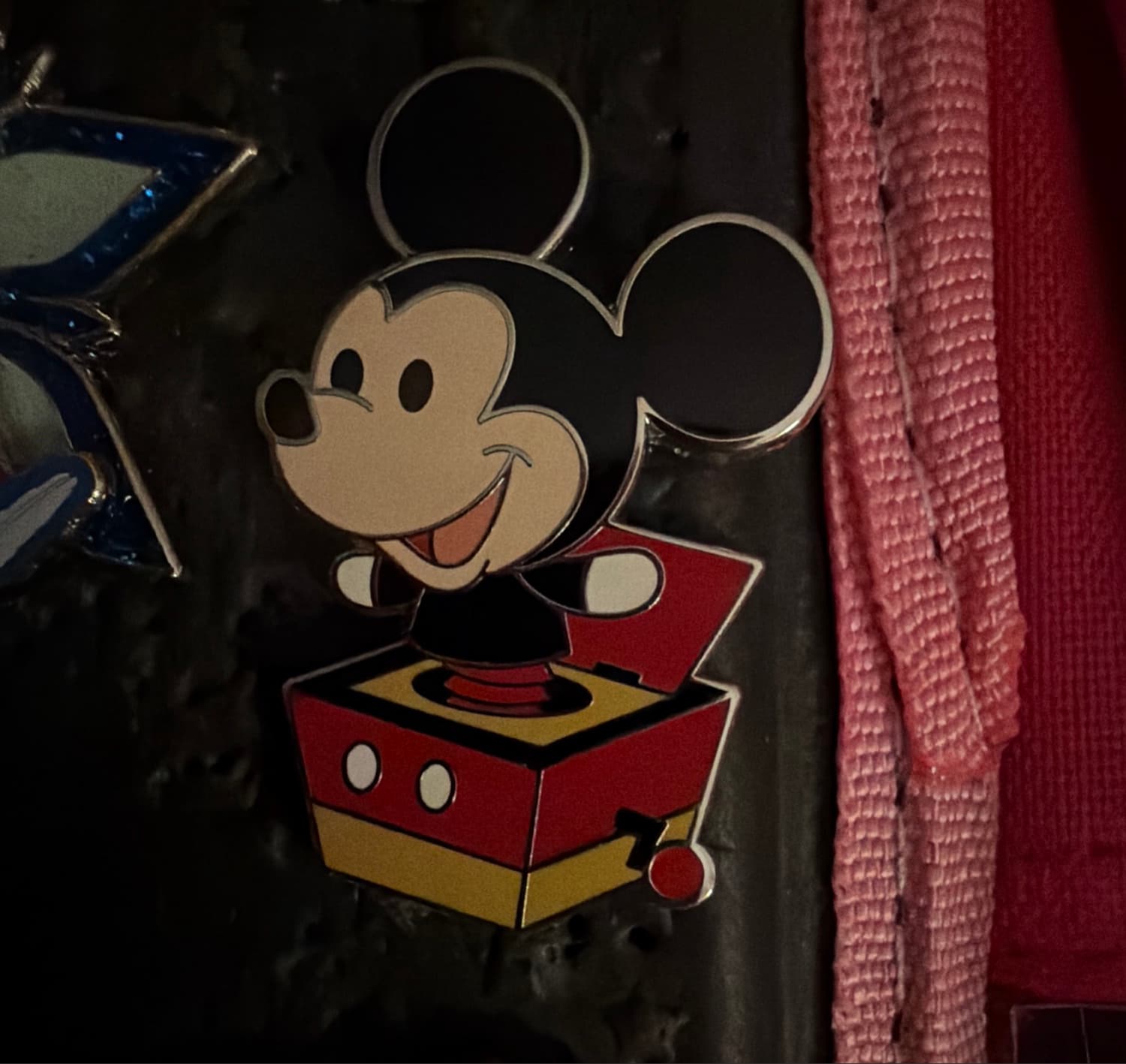 Disney Toys in a Box Mystery Pin Set