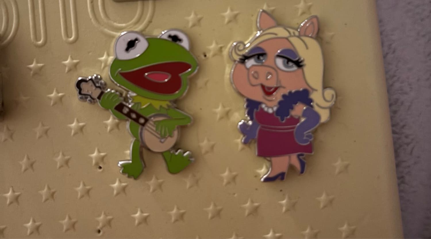 Kermit the Frog & Miss Piggy Build-a-Pin The Muppets Disney Parks 2 Pin Set
