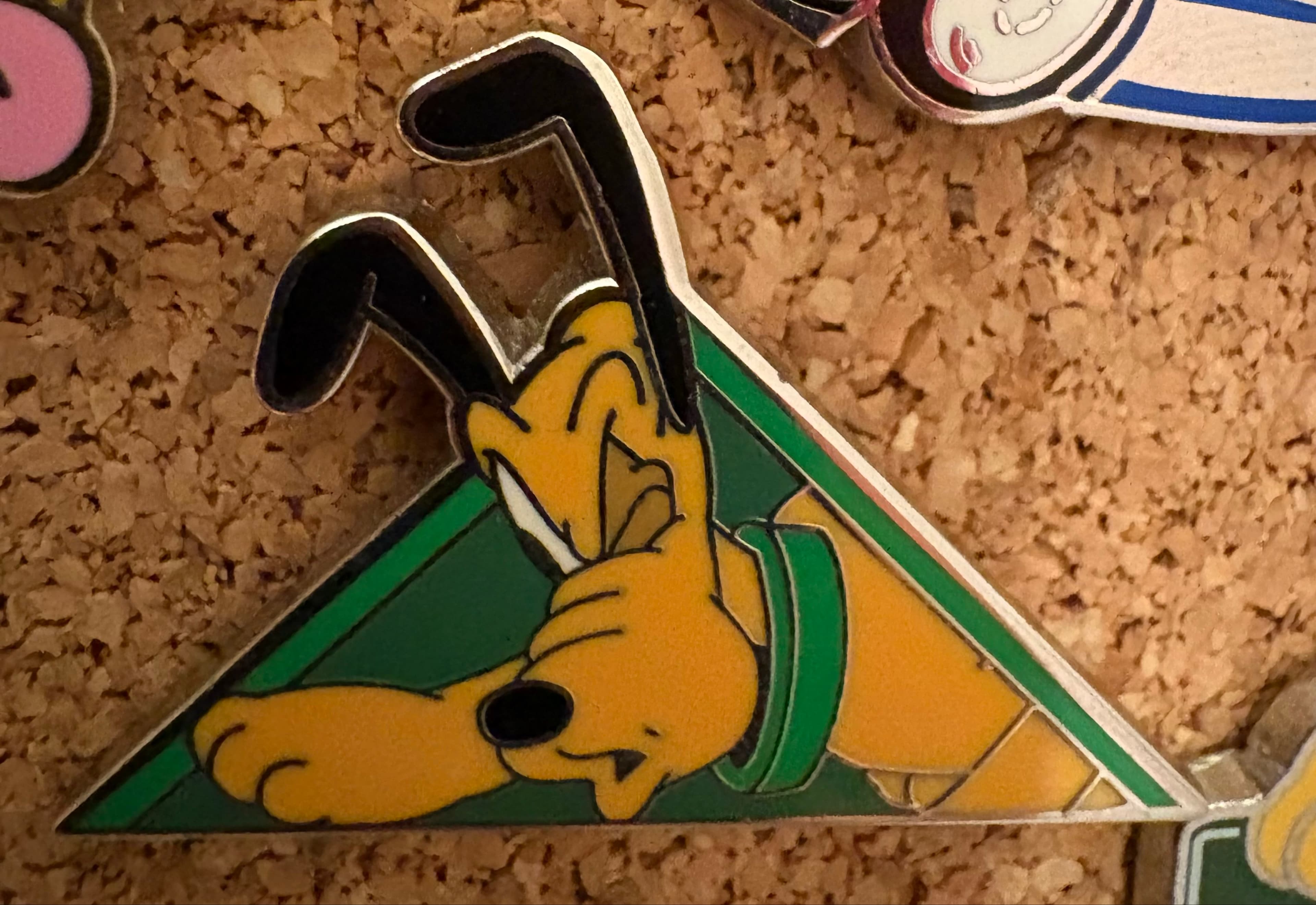 Mickey and Friends Hidden Mickey Puzzle Pin