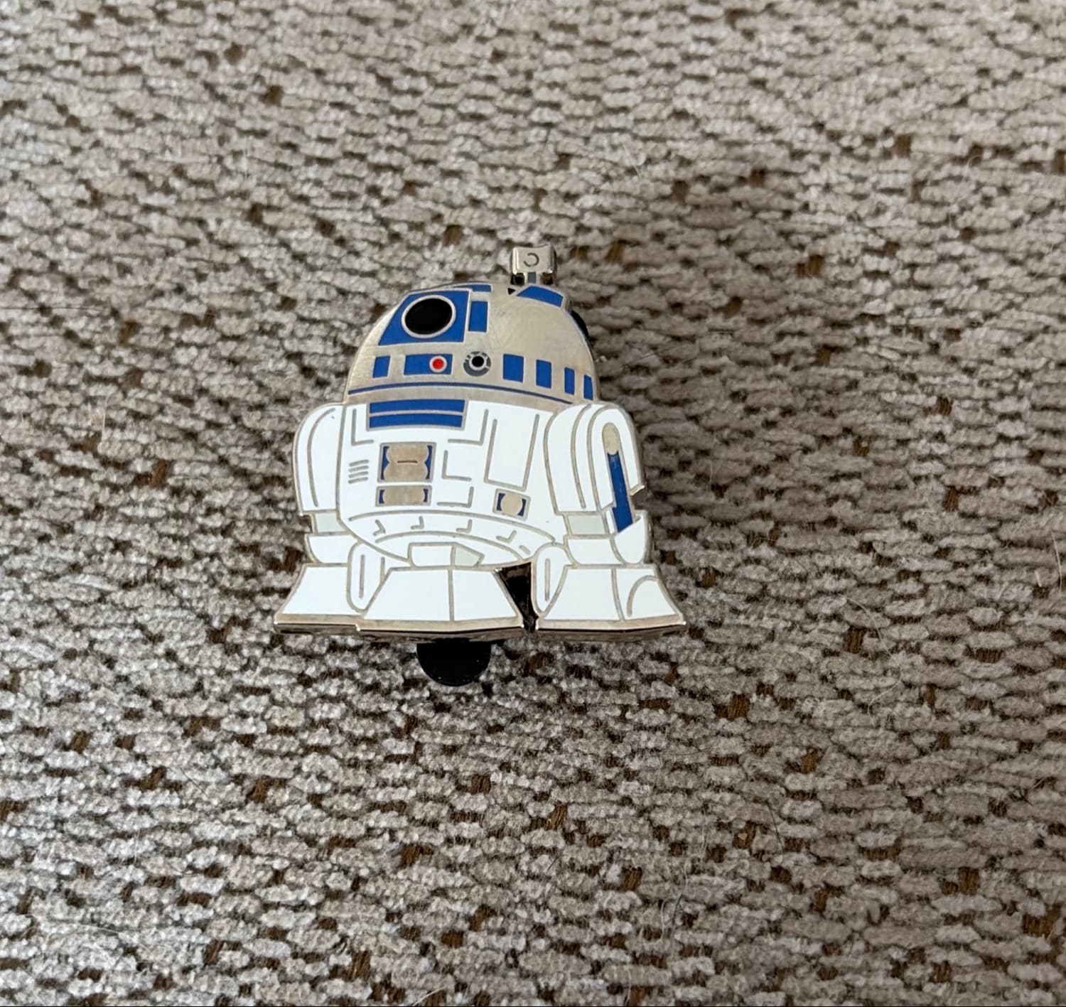 R2-D2 Droid Depot Open Edition Pin