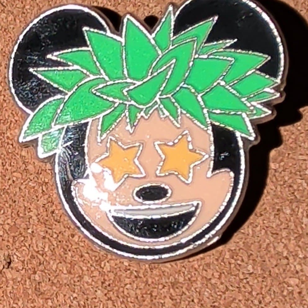 Mickey Pineapple