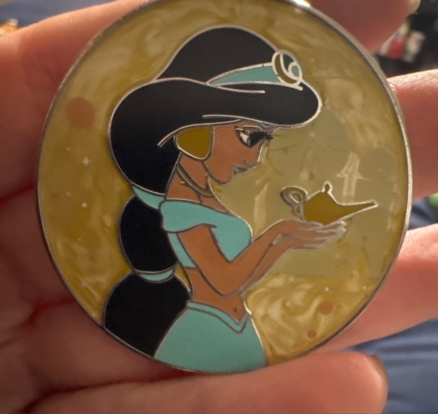 Disney Aladdin Princess Jasmine with Magic Lamp front