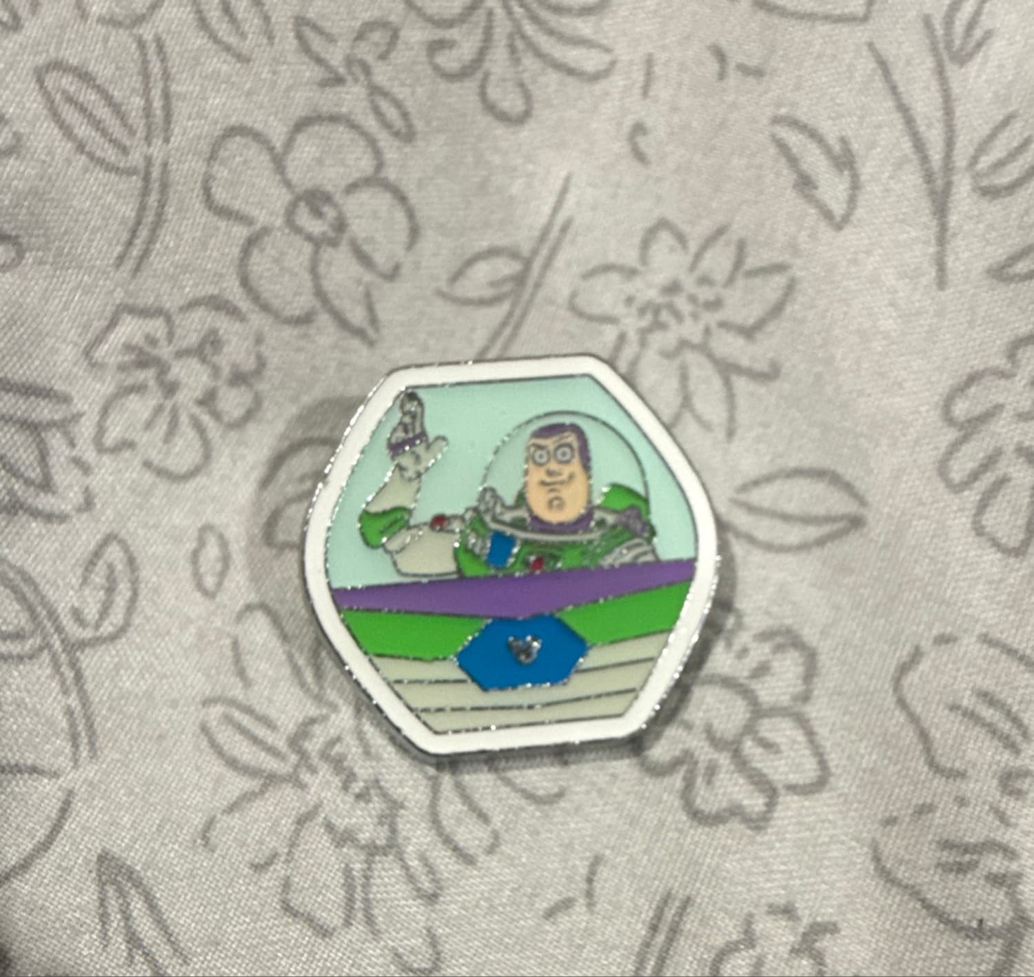 WDW Hidden Mickey Series 2013 Wave B: Disney's Pin Traders Icons